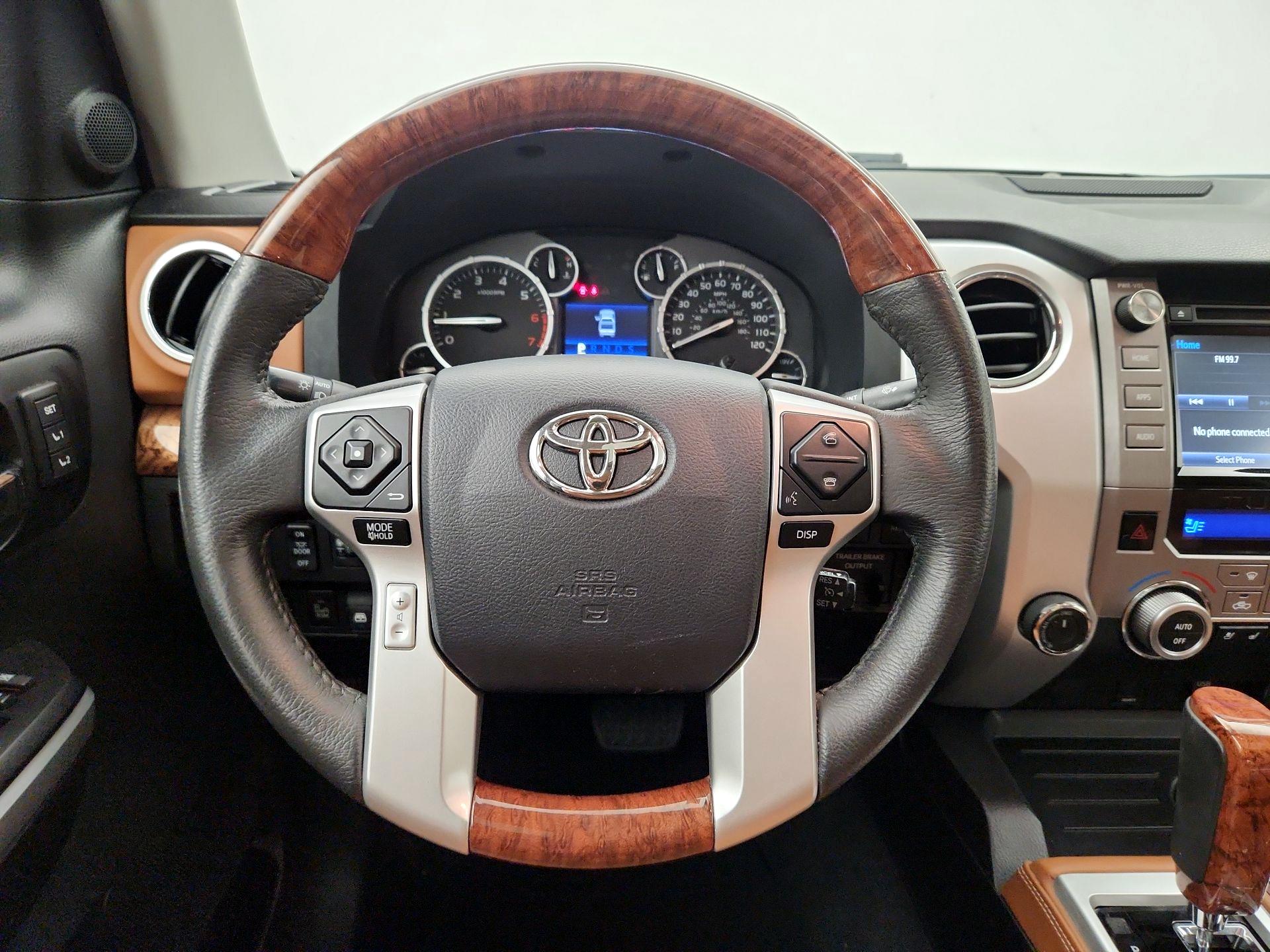 Thumbnail: 2017 Toyota Tundra - 10