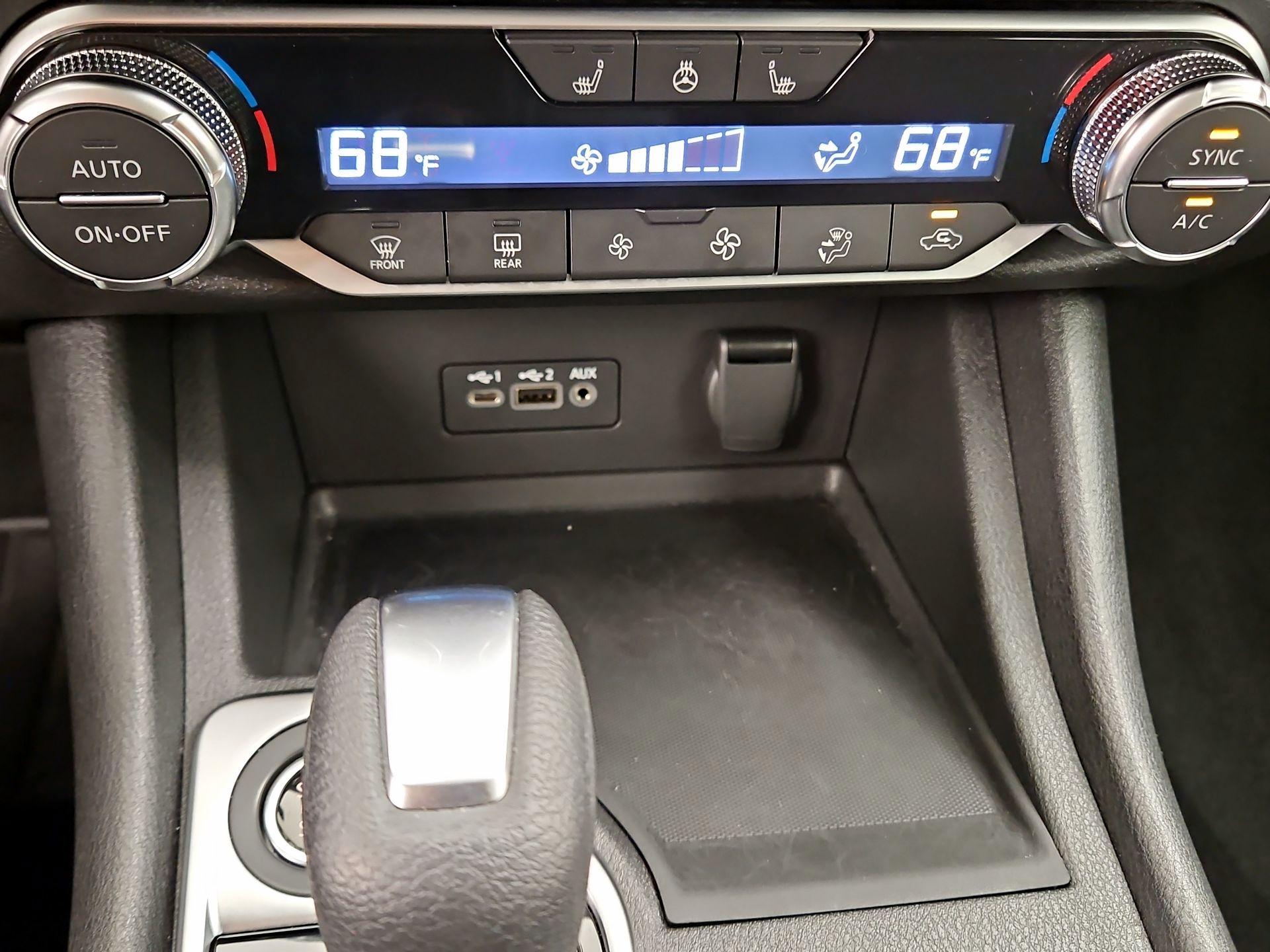 Thumbnail: 2023 Nissan Sentra - 16