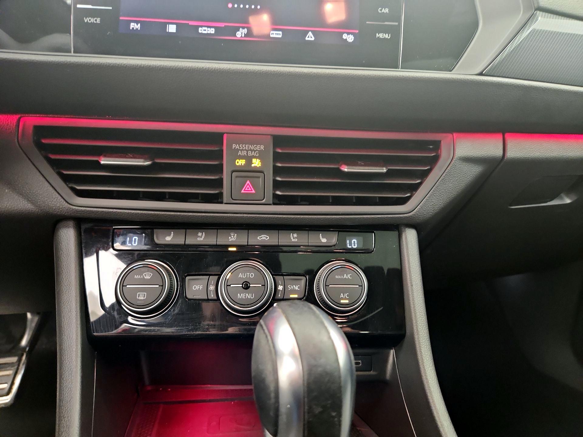 Thumbnail: 2021 Volkswagen Jetta - 16