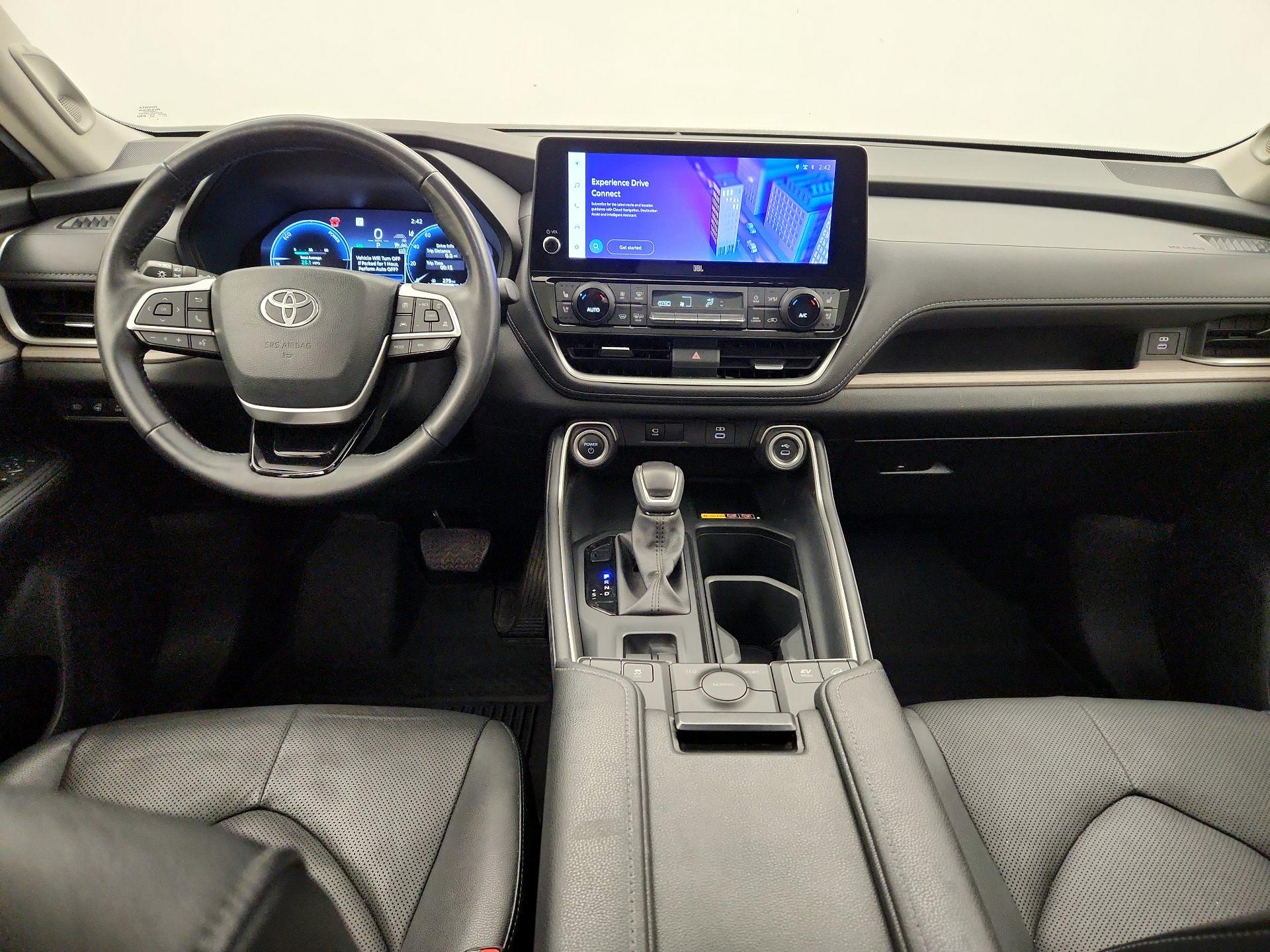 Thumbnail: 2024 Toyota Highlander - 9