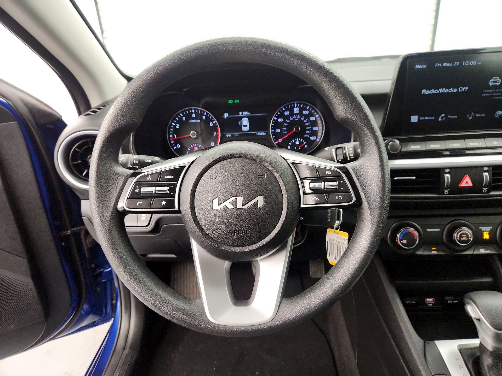 Thumbnail: 2023 Kia Forte - 10