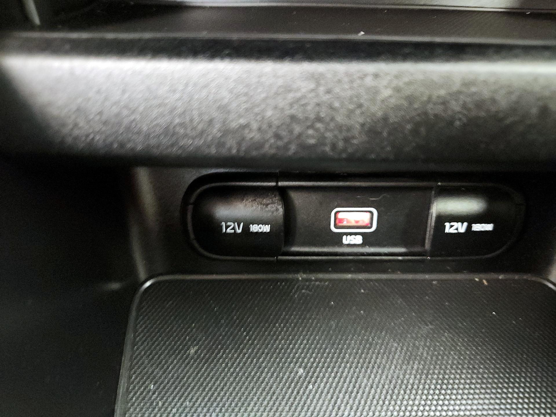 Thumbnail: 2023 Kia Forte - 18