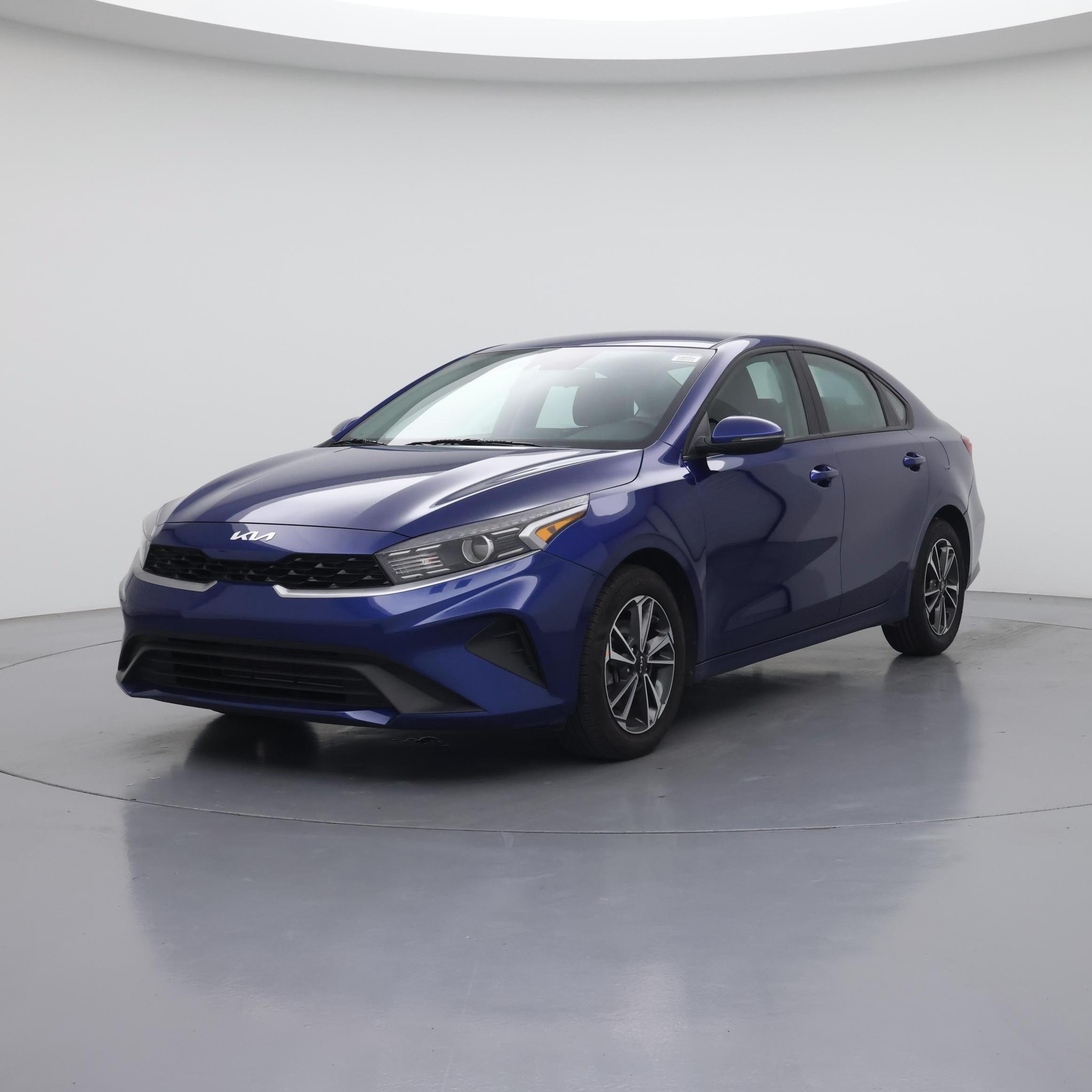 Thumbnail: 2023 Kia Forte - 4
