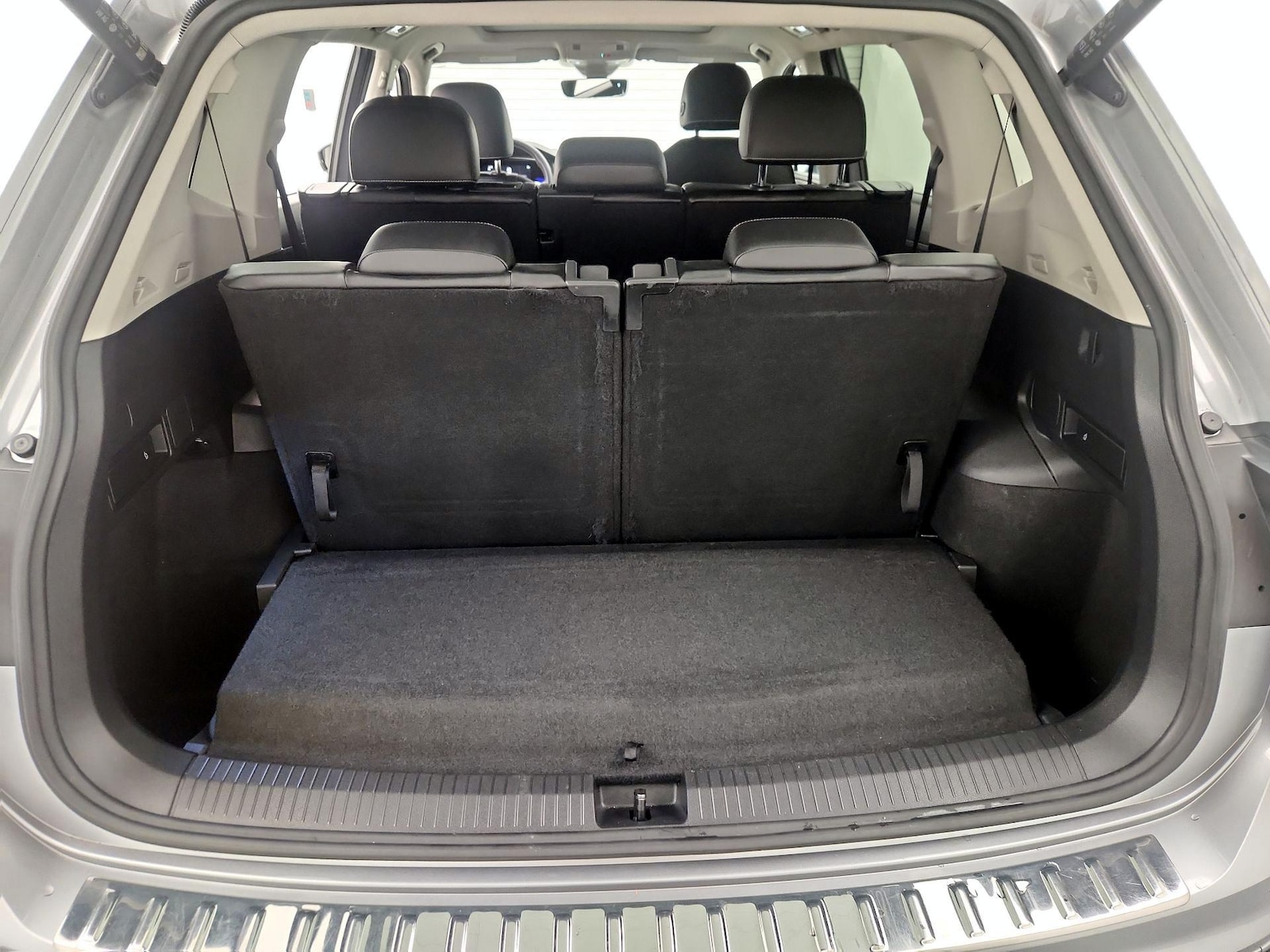 2022 Volkswagen Tiguan SE - Photo 22
