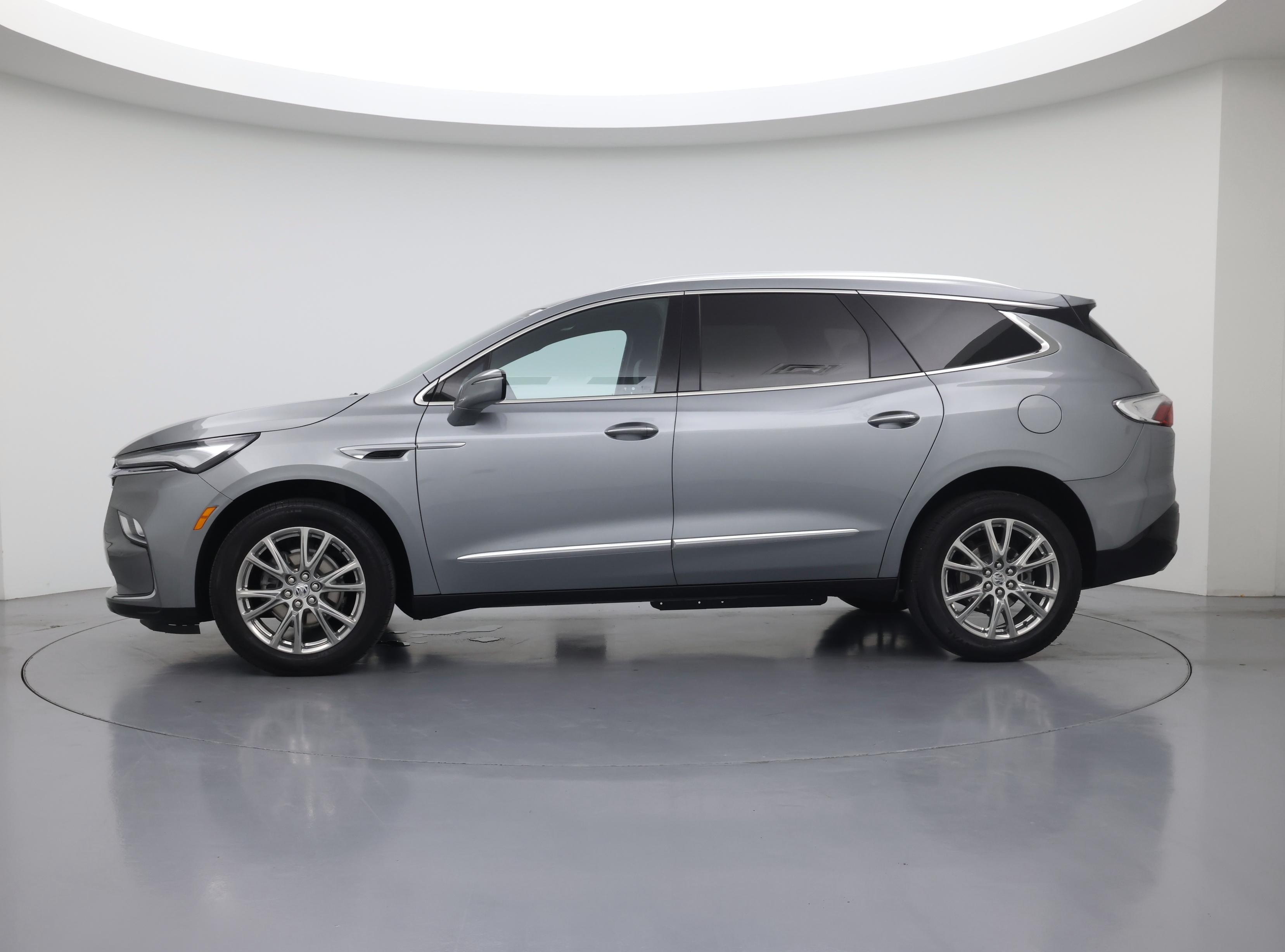 Thumbnail: 2023 Buick Enclave - 3
