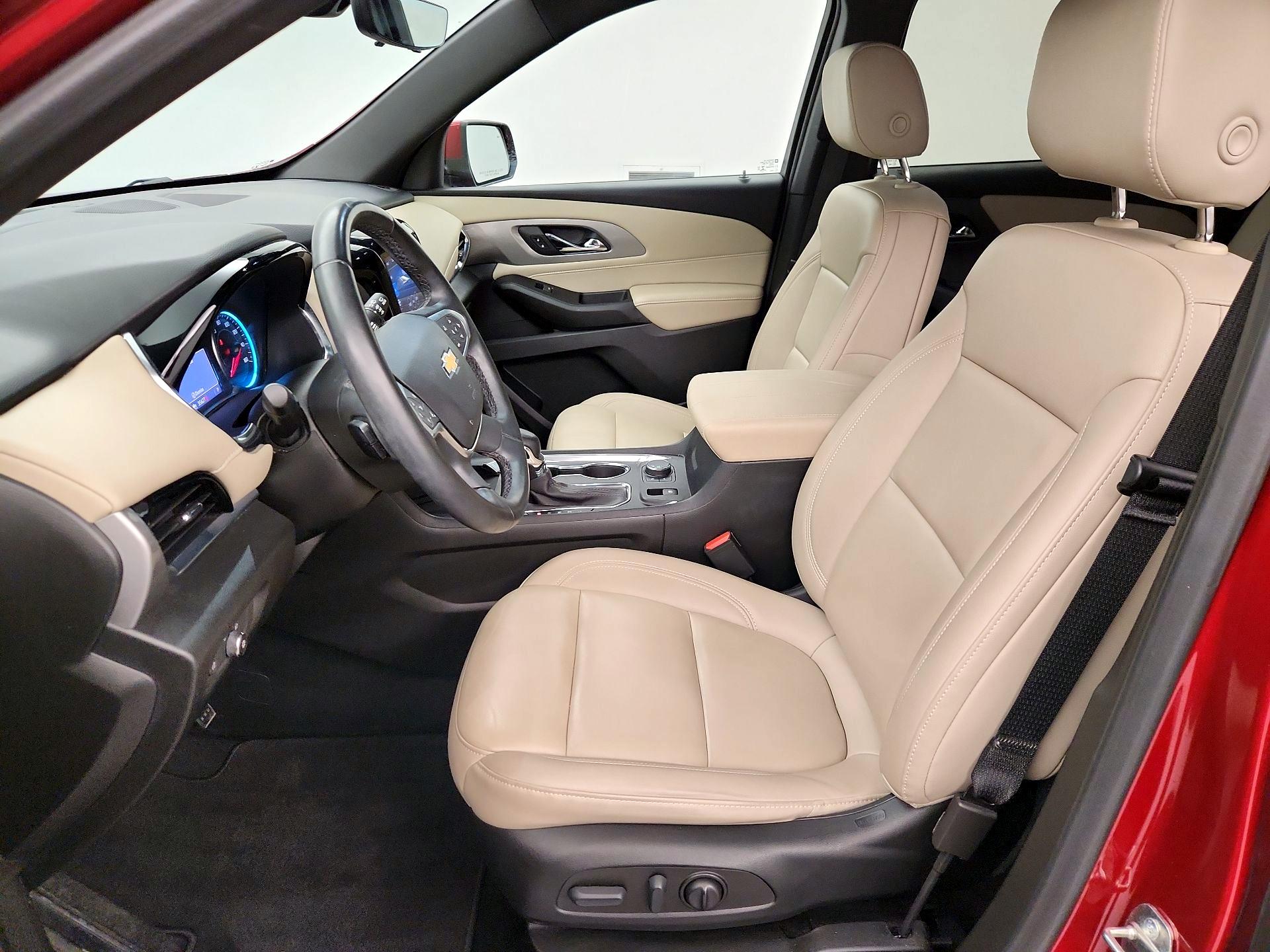 Thumbnail: 2023 Chevrolet Traverse - 11