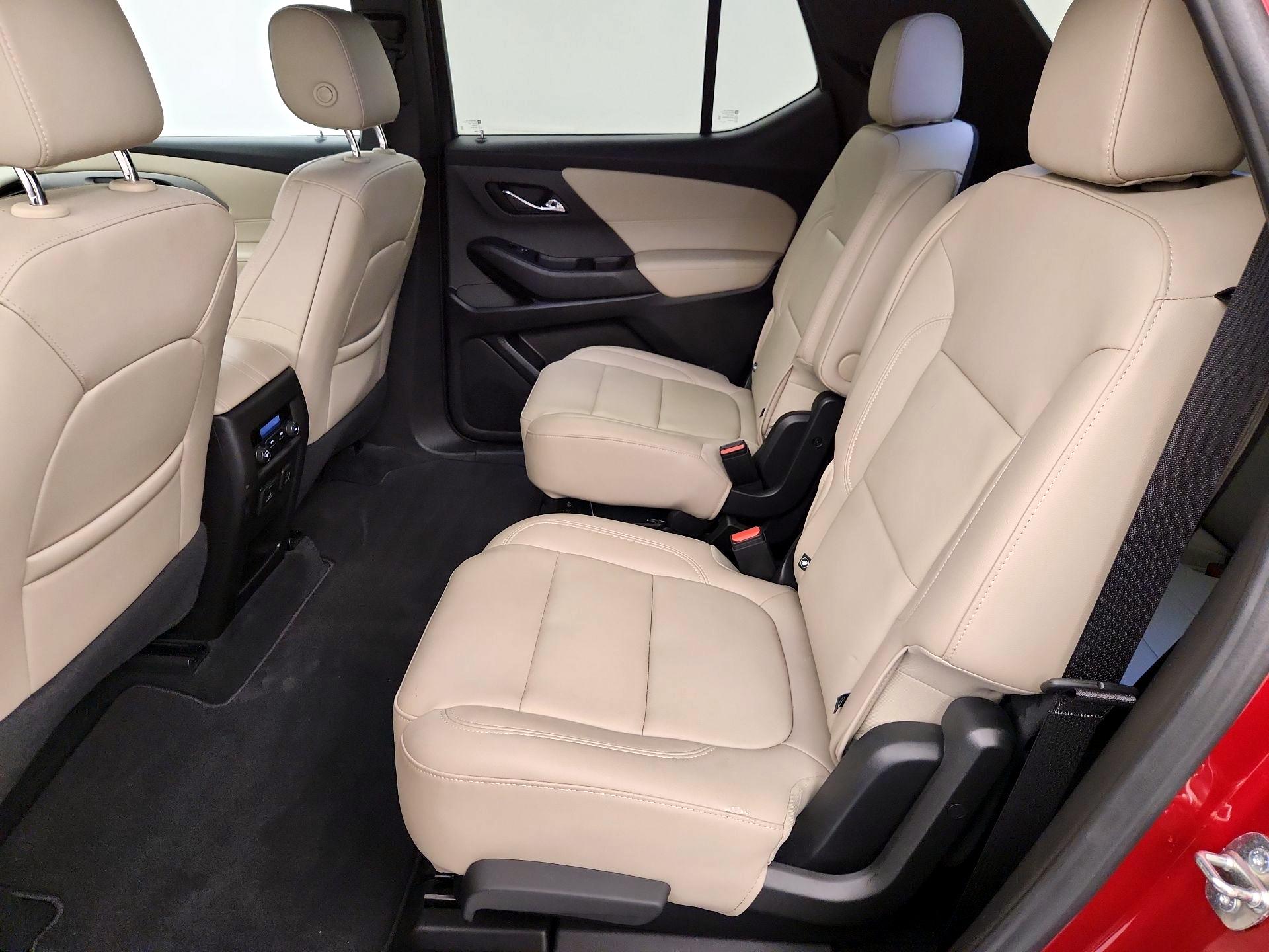 Thumbnail: 2023 Chevrolet Traverse - 19