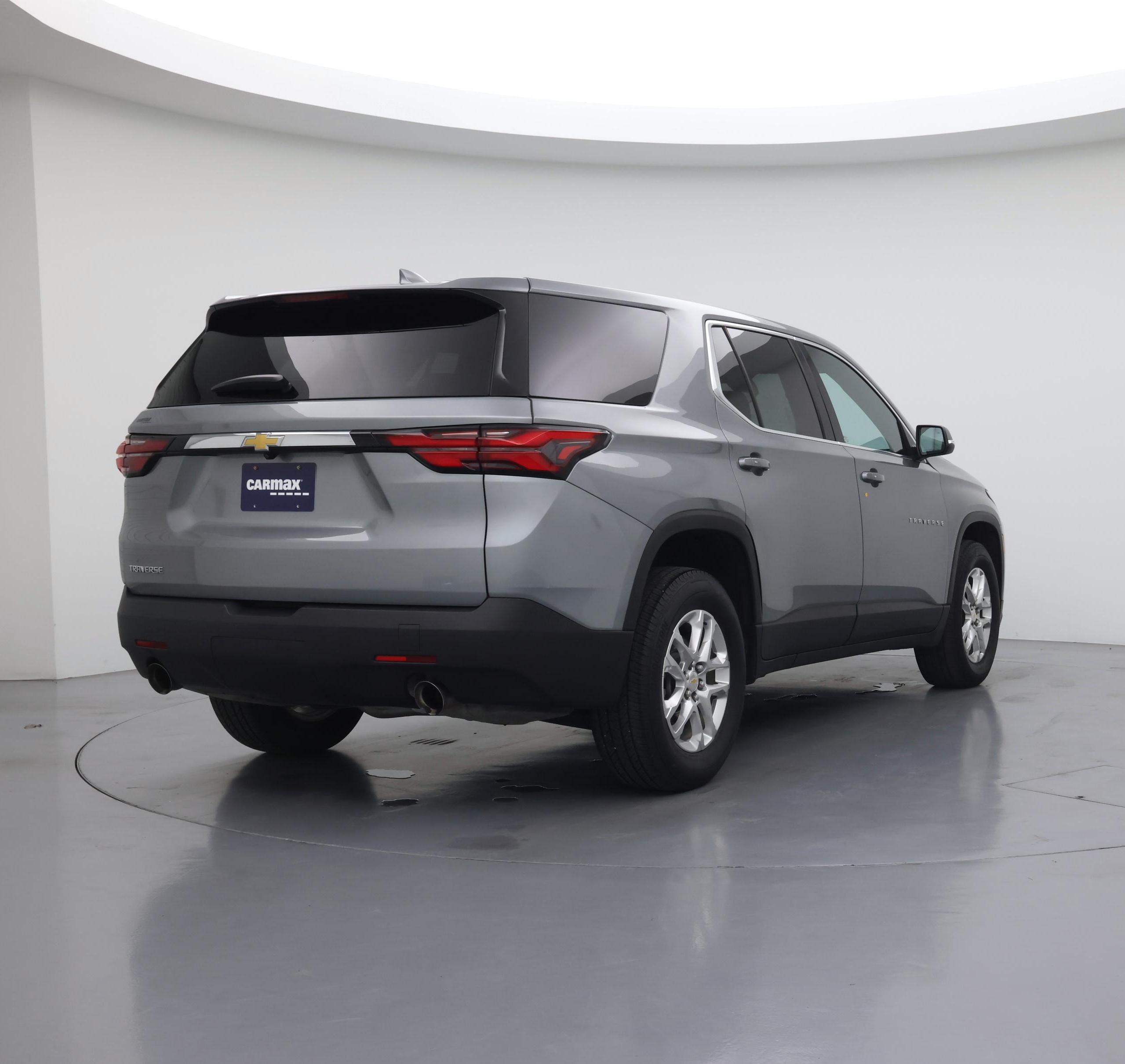 Thumbnail: 2023 Chevrolet Traverse - 8