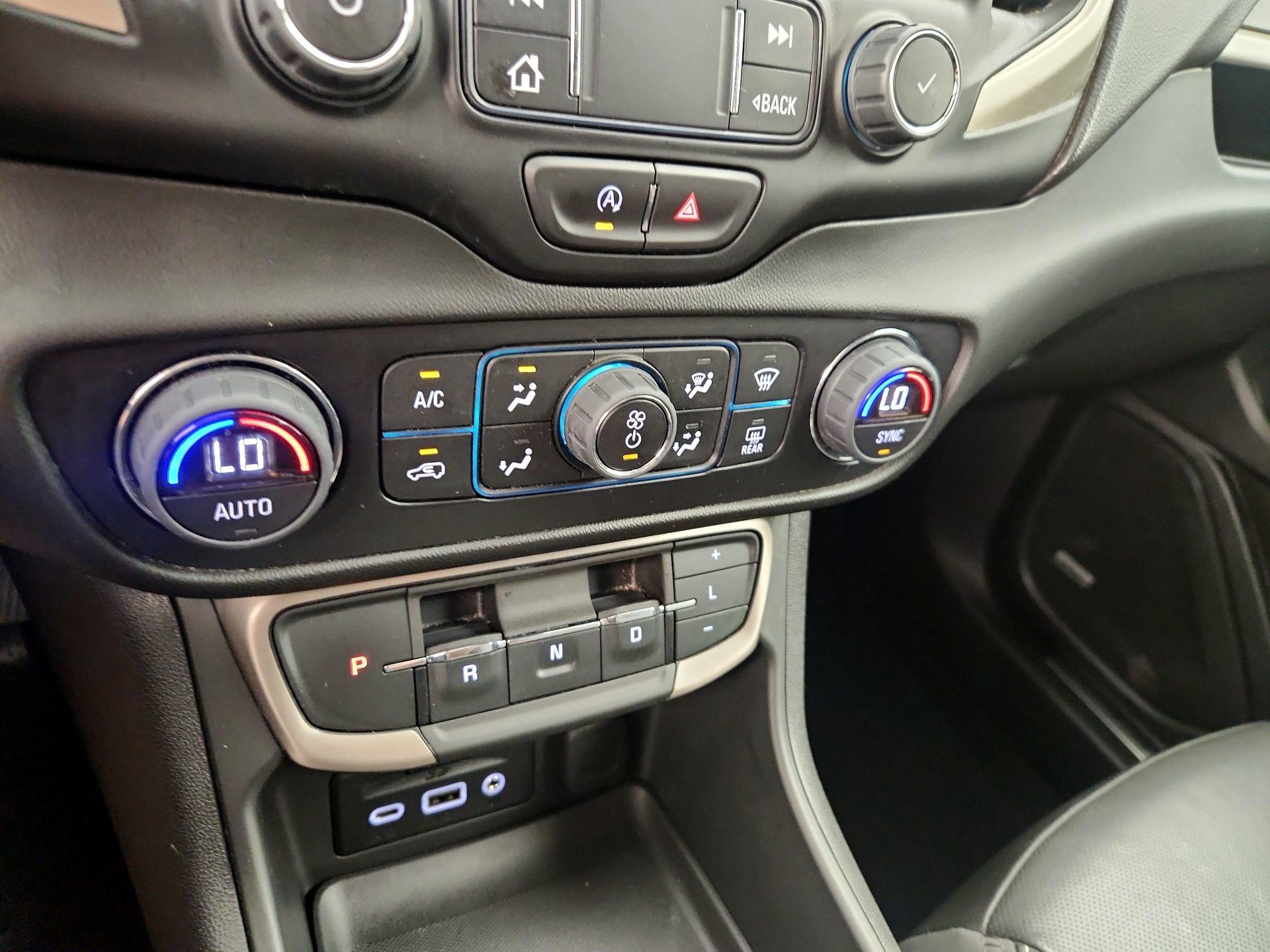 Thumbnail: 2023 GMC Terrain - 16