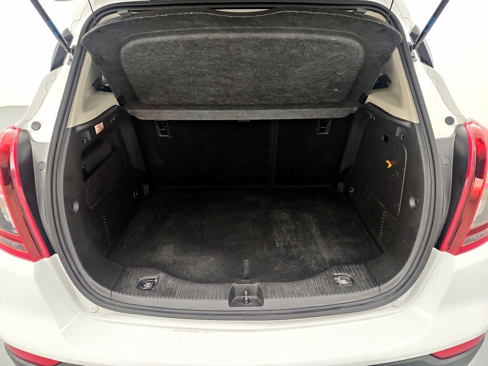 2020 Buick Encore Preferred - Photo 21