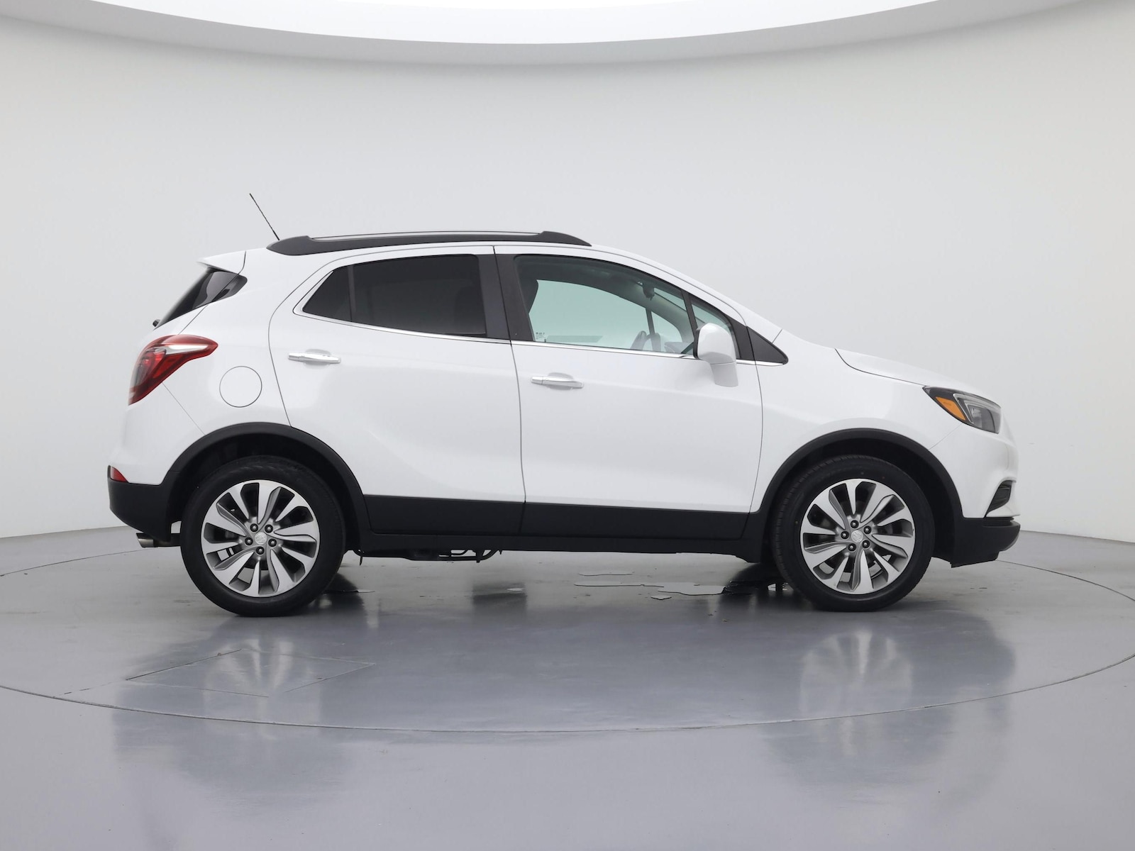 2020 Buick Encore Preferred - Photo 8