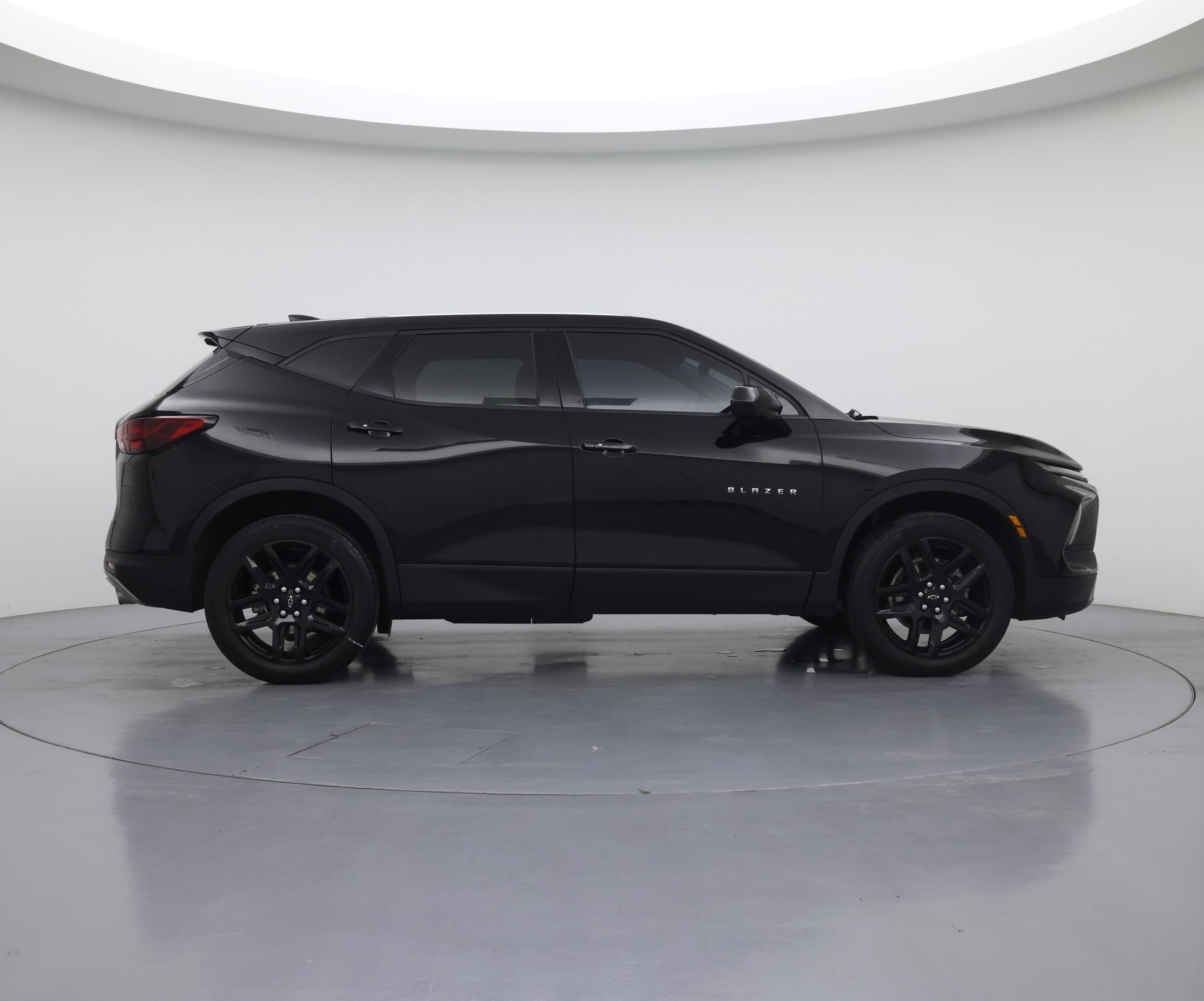 Thumbnail: 2023 Chevrolet Blazer - 7