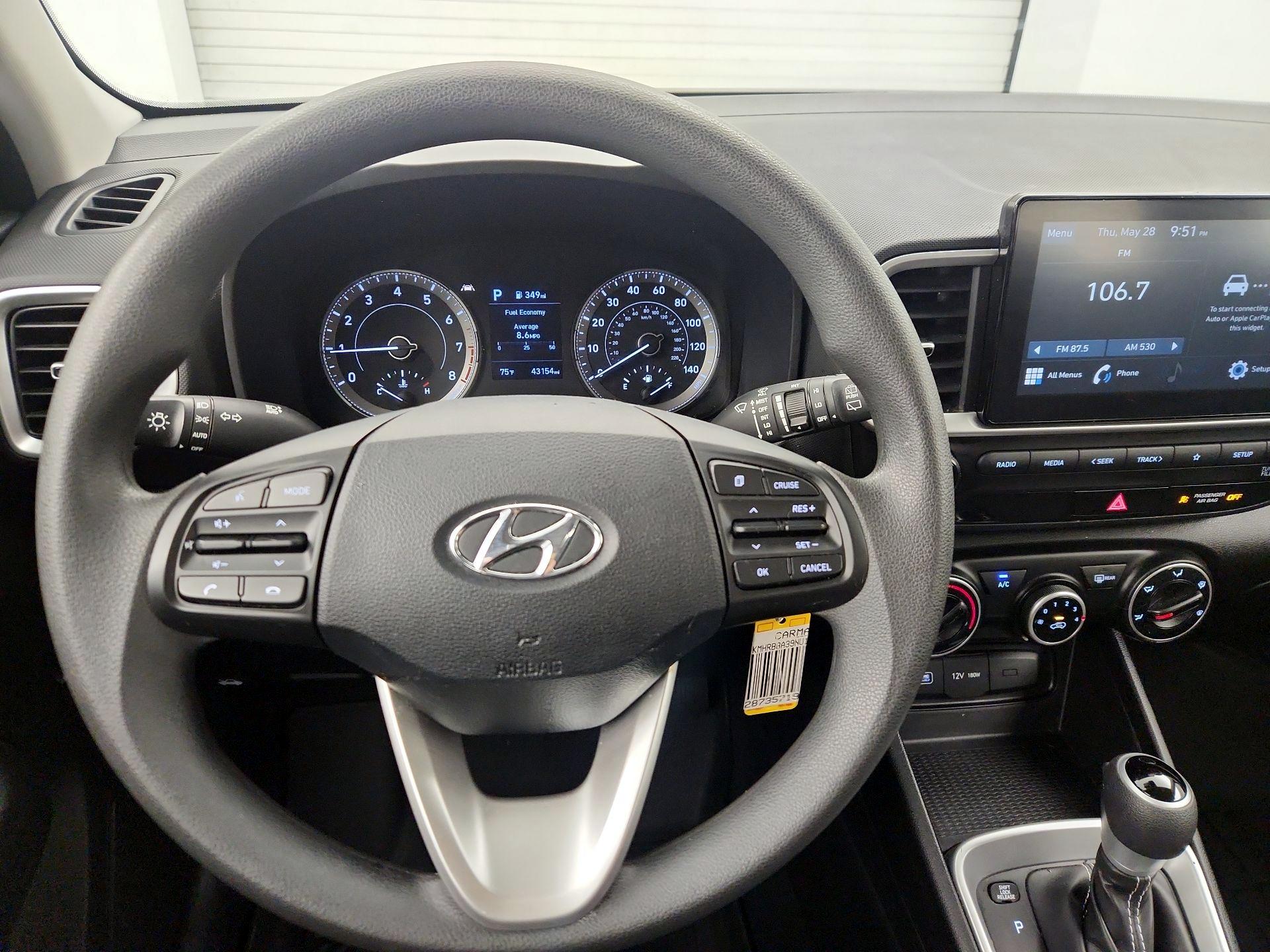 Thumbnail: 2022 Hyundai Venue - 10