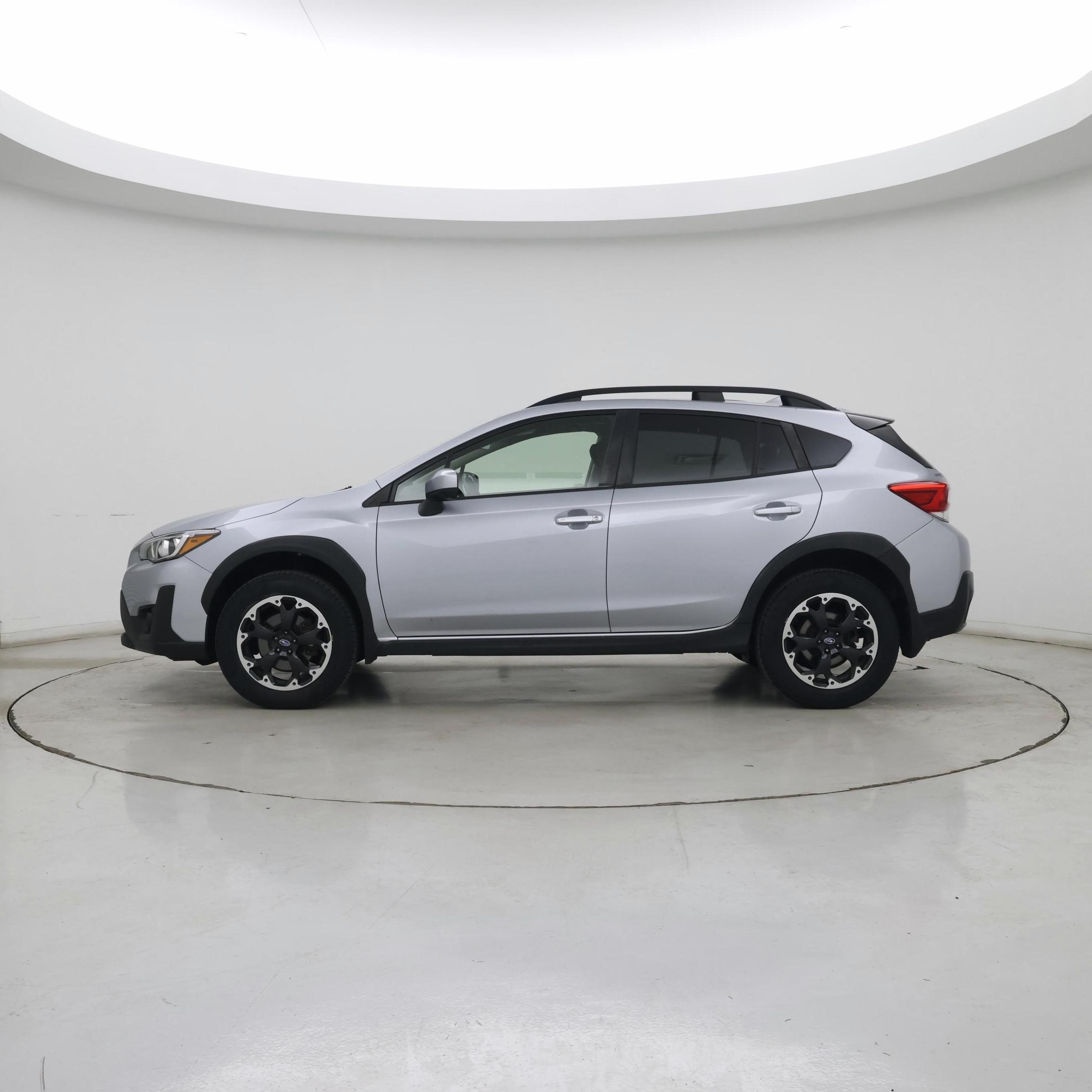 Thumbnail: 2021 Subaru Crosstrek - 3