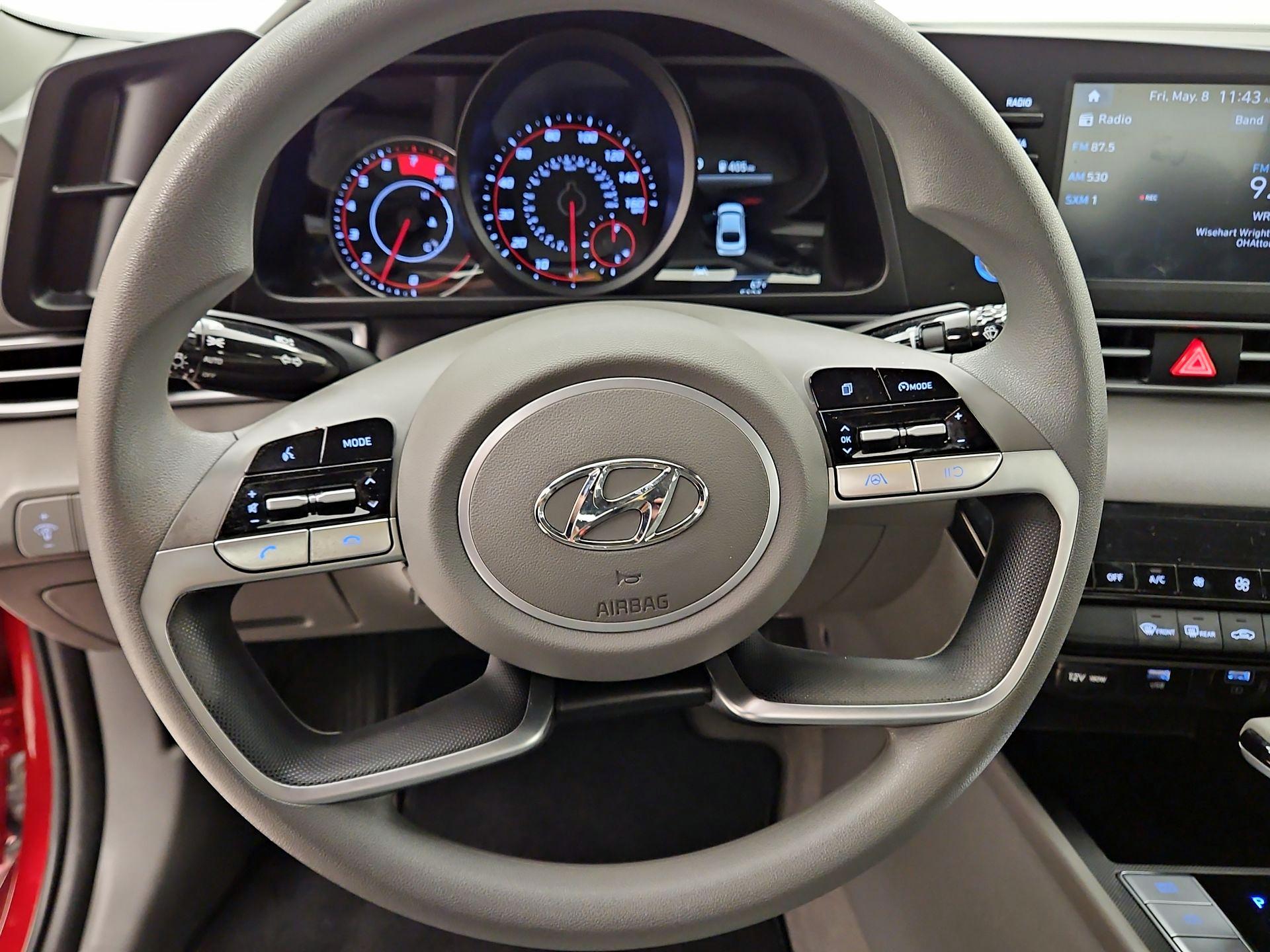 Thumbnail: 2023 Hyundai Elantra - 10