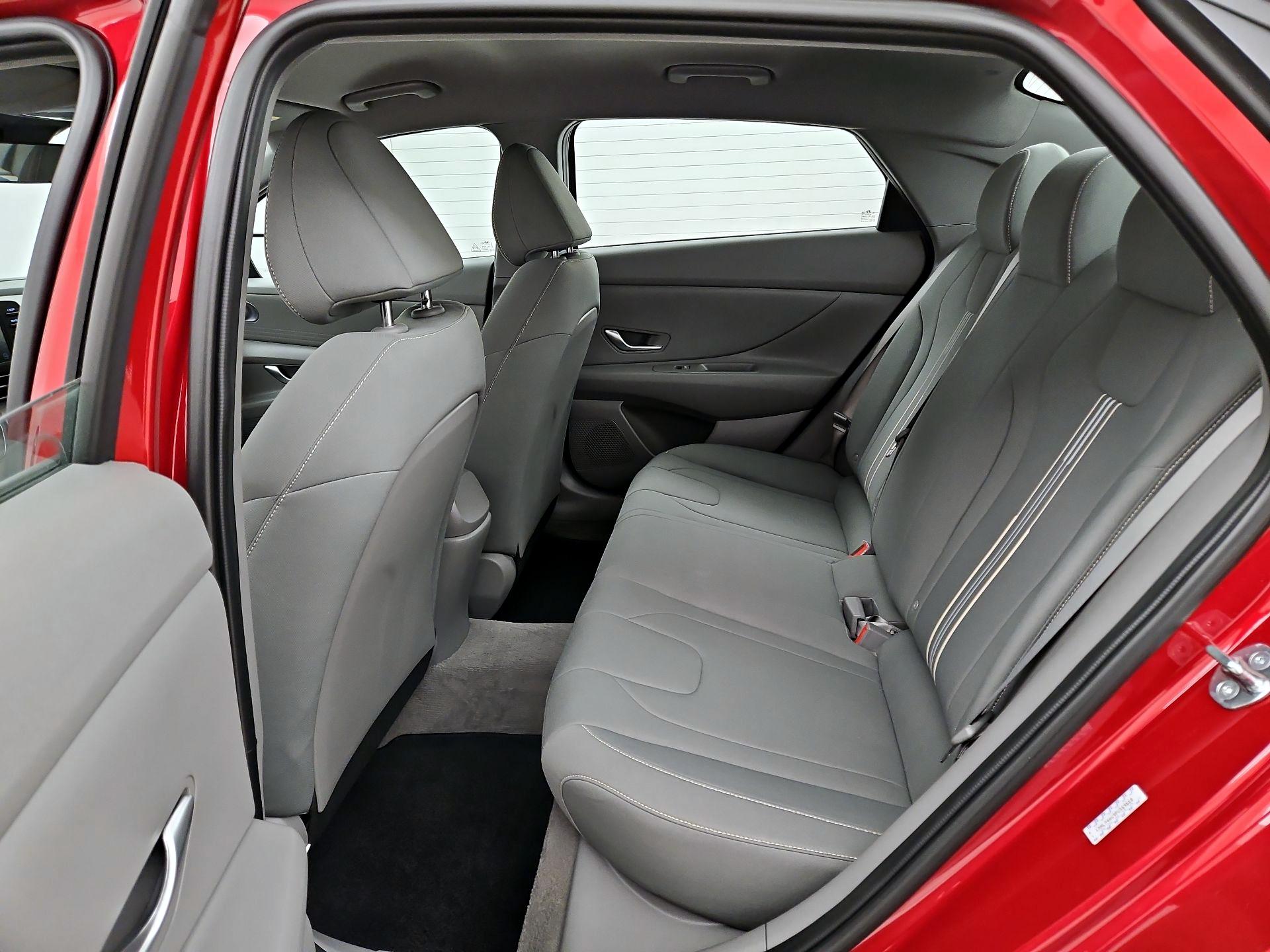 Thumbnail: 2023 Hyundai Elantra - 19