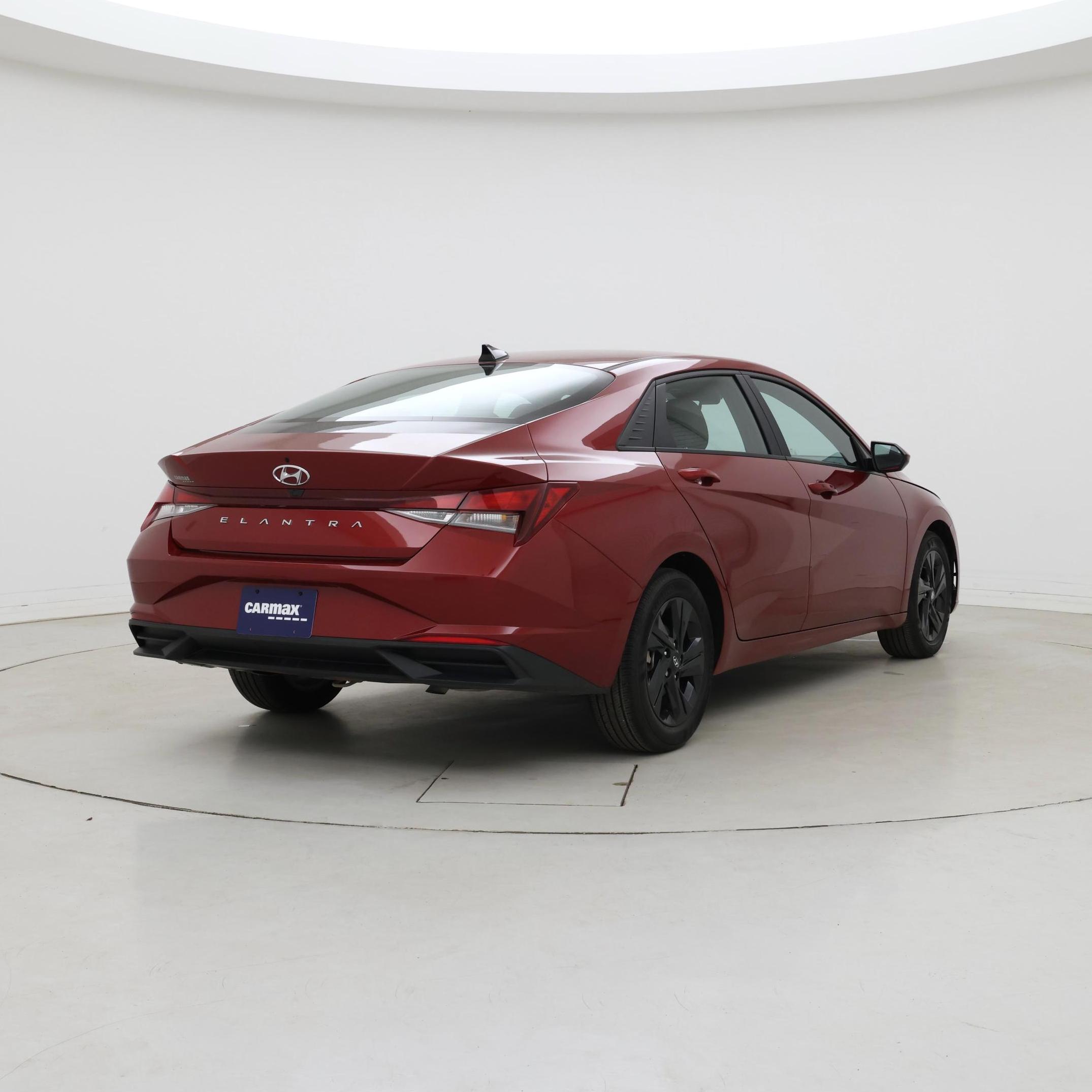 Thumbnail: 2023 Hyundai Elantra - 8