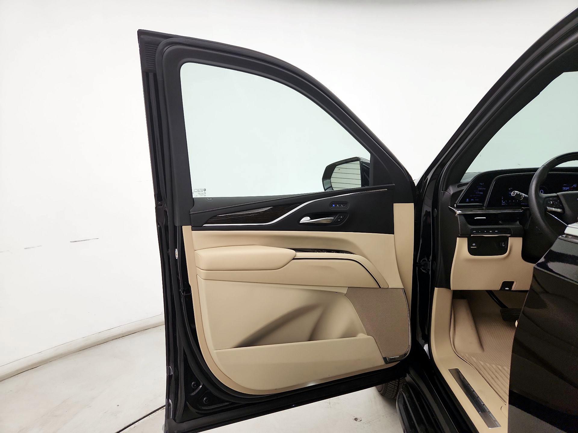 Thumbnail: 2024 Cadillac Escalade - 12
