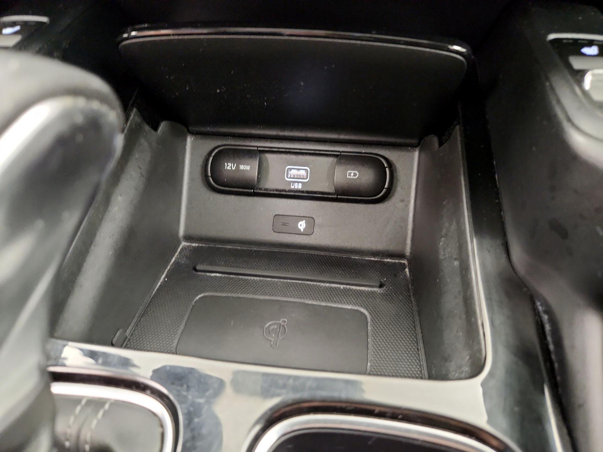 Thumbnail: 2022 Kia Telluride - 19