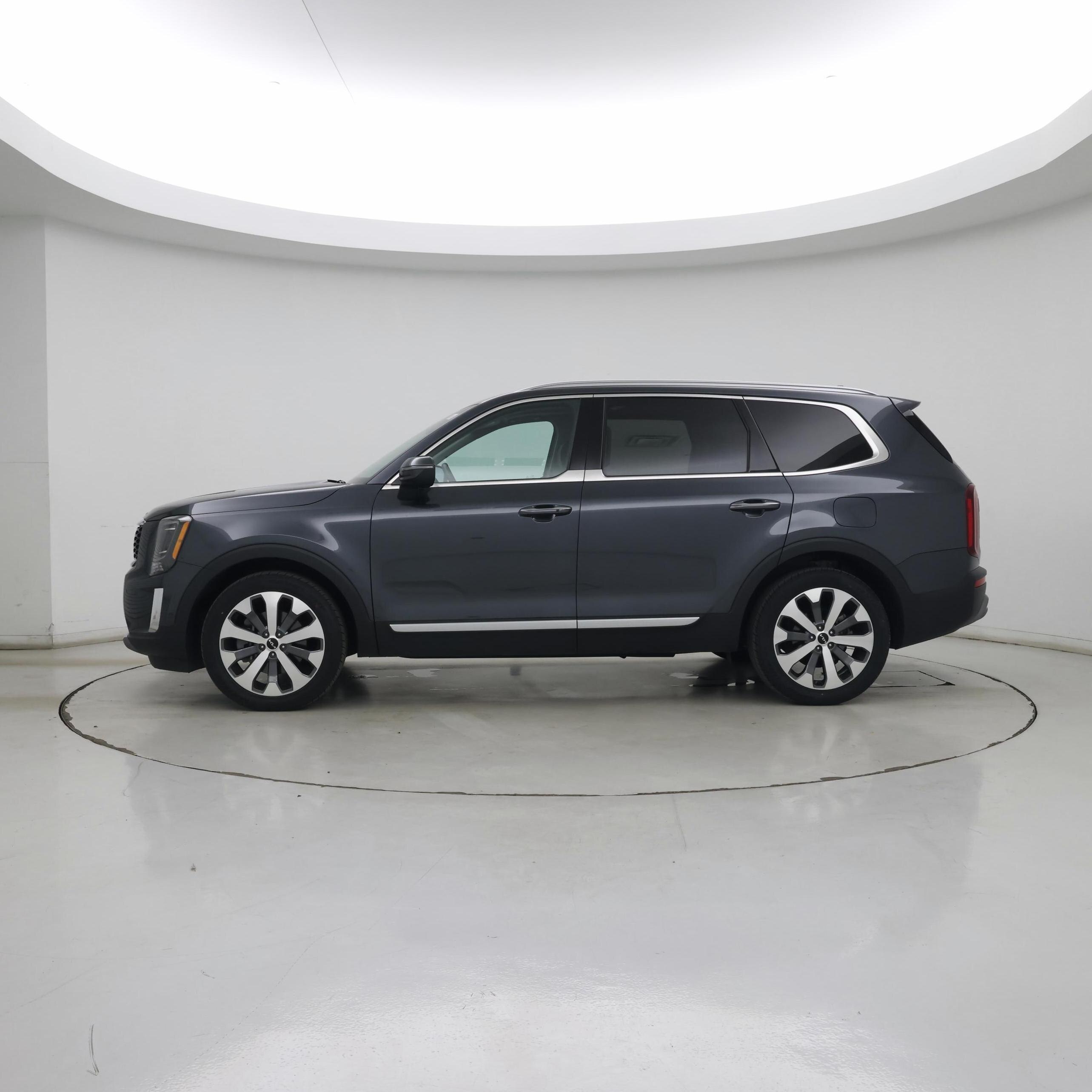 Thumbnail: 2022 Kia Telluride - 3