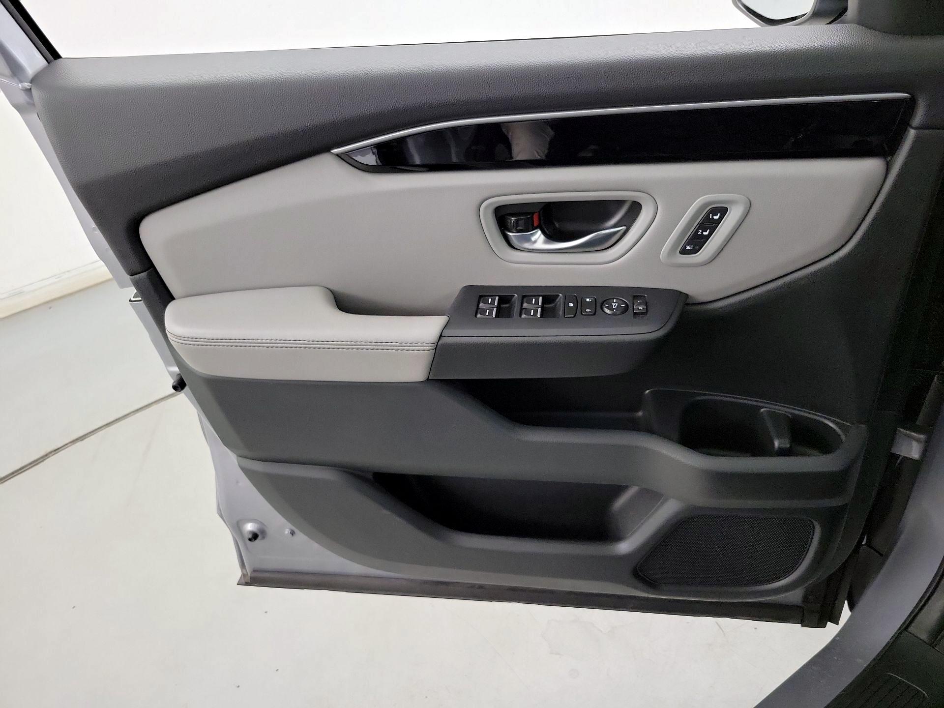 Thumbnail: 2025 Honda Pilot - 12
