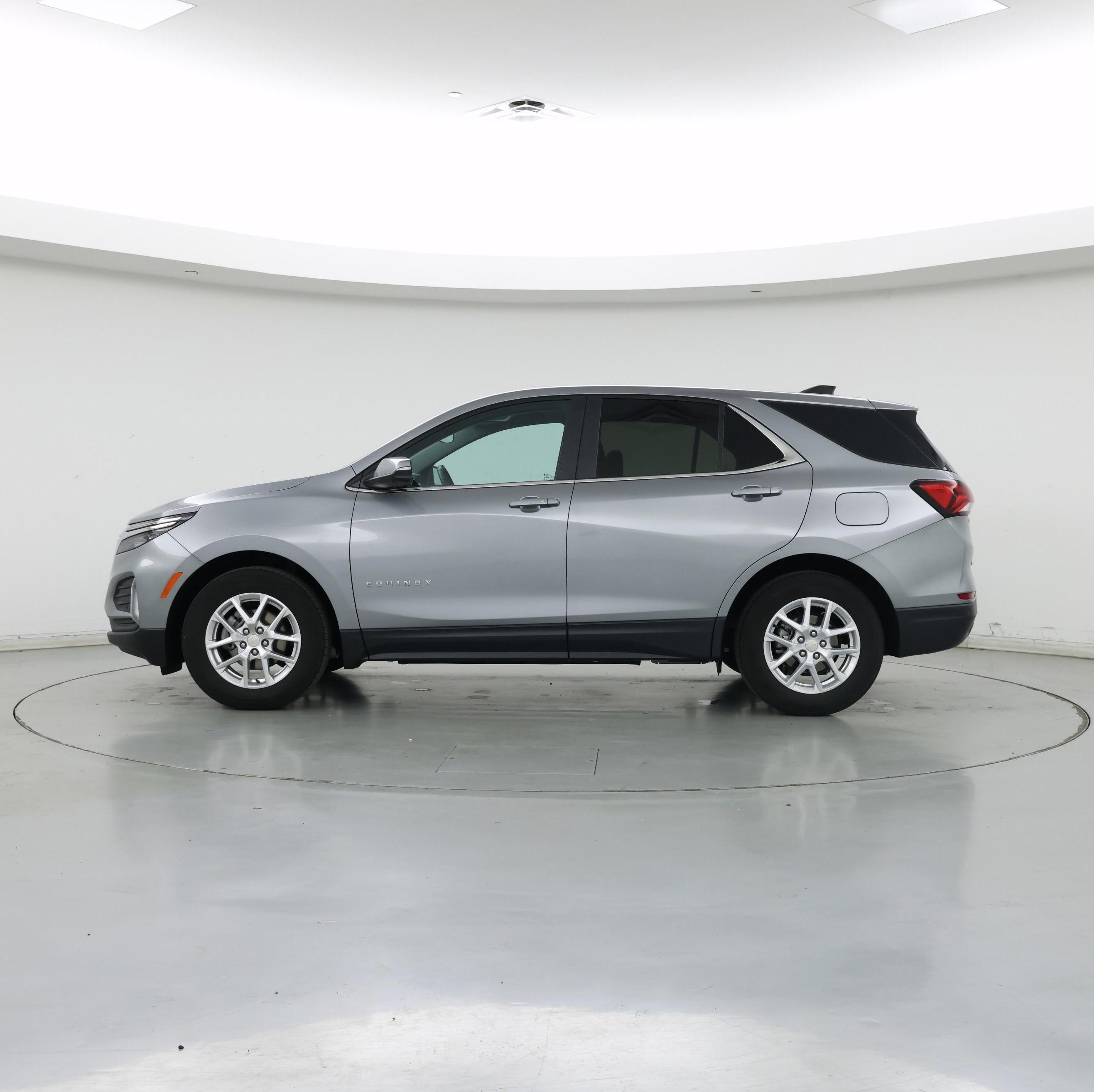 Thumbnail: 2024 Chevrolet Equinox - 3