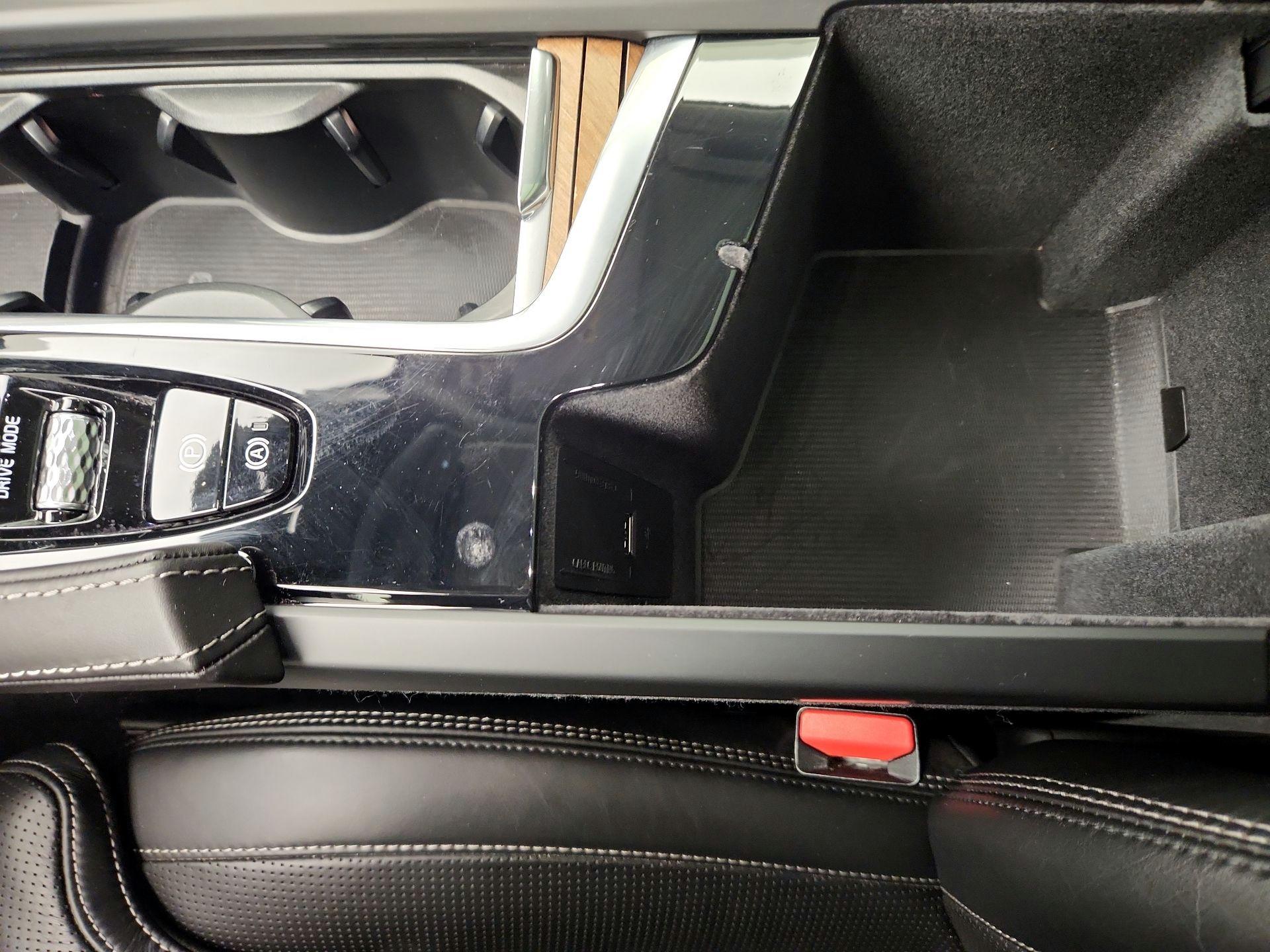 Thumbnail: 2018 Volvo S90 - 19