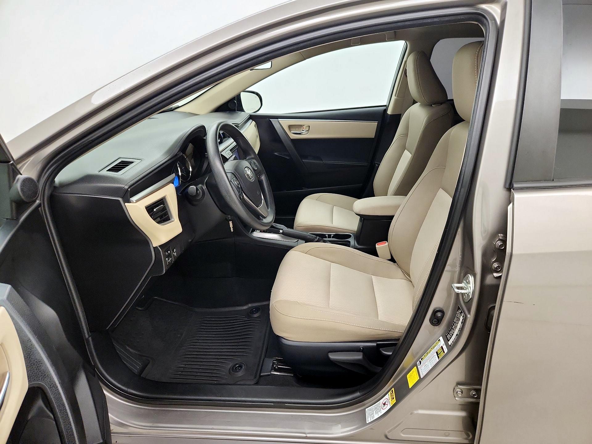 Thumbnail: 2015 Toyota Corolla - 11
