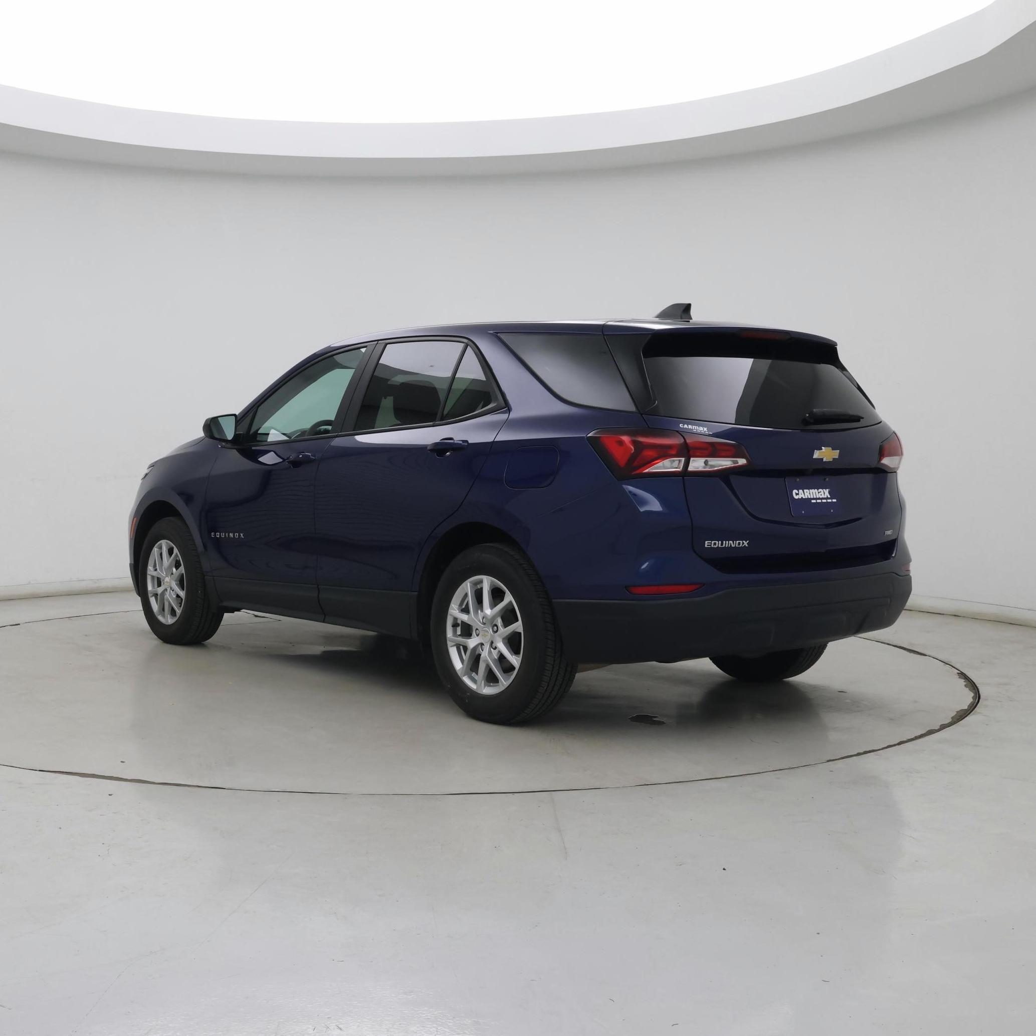 Thumbnail: 2023 Chevrolet Equinox - 2