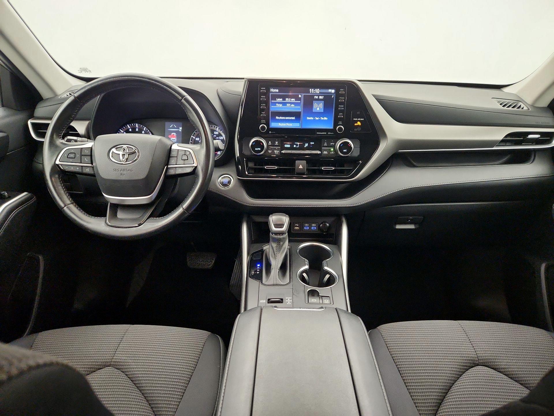 Thumbnail: 2022 Toyota Highlander - 9
