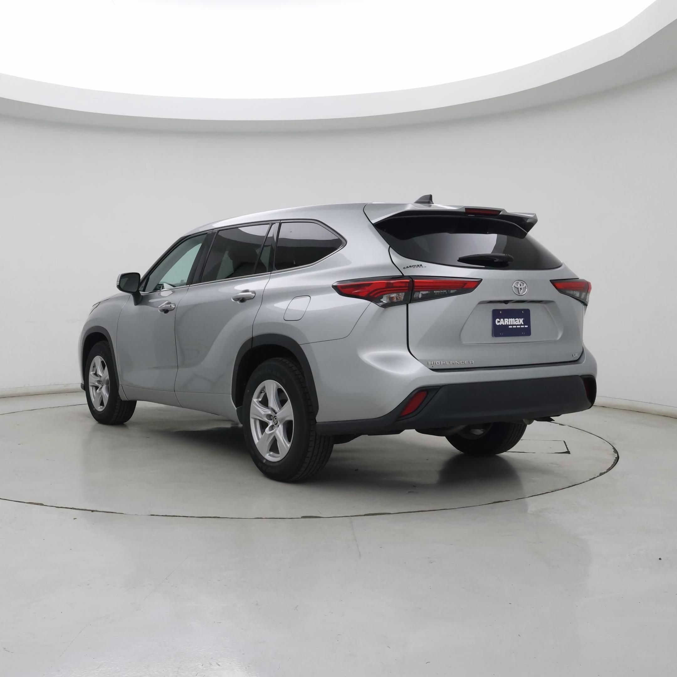 Thumbnail: 2022 Toyota Highlander - 2