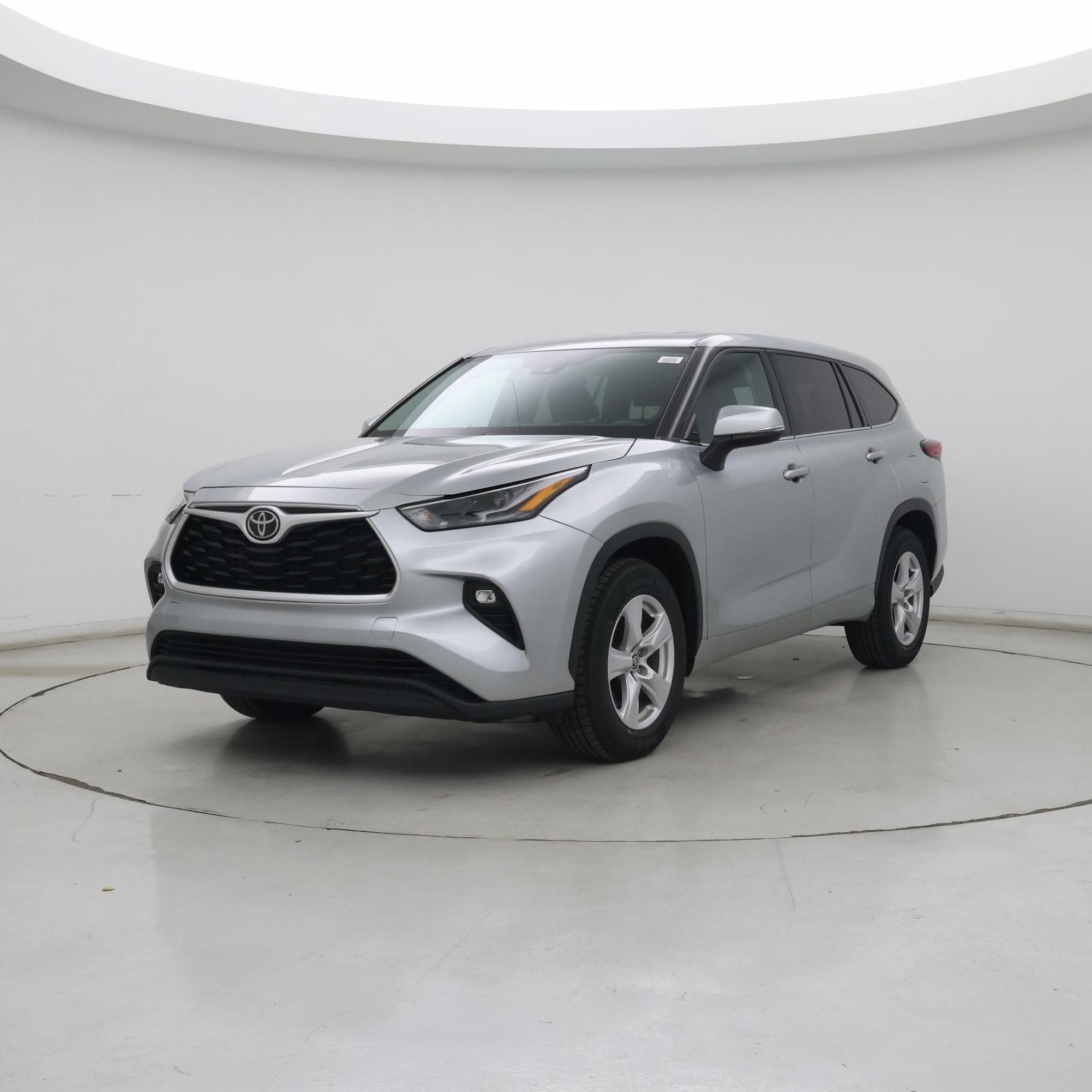 Thumbnail: 2022 Toyota Highlander - 4