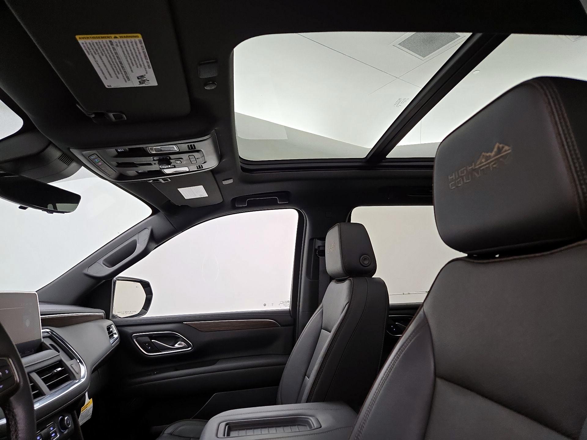 Thumbnail: 2024 Chevrolet Tahoe - 19