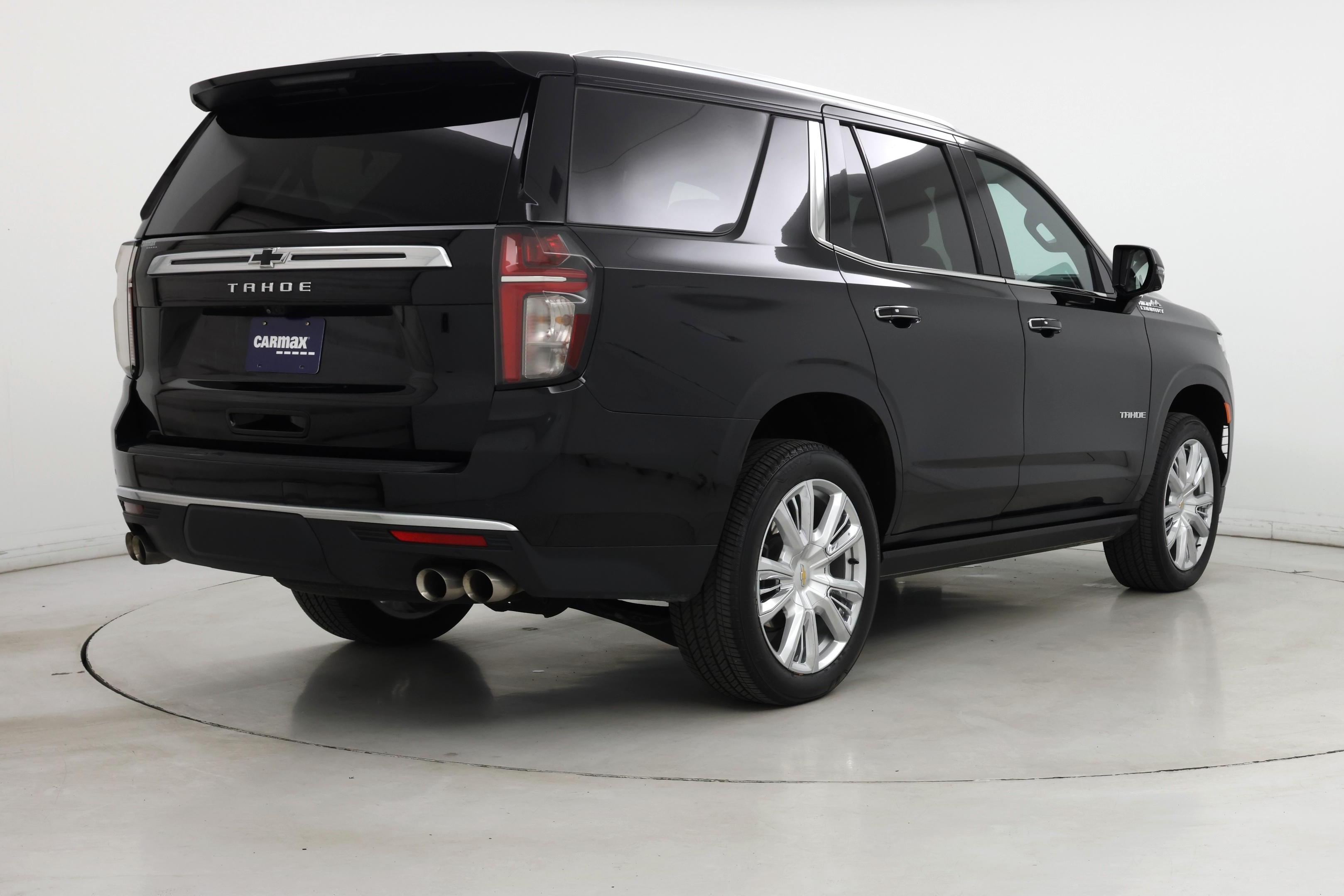 Thumbnail: 2024 Chevrolet Tahoe - 8