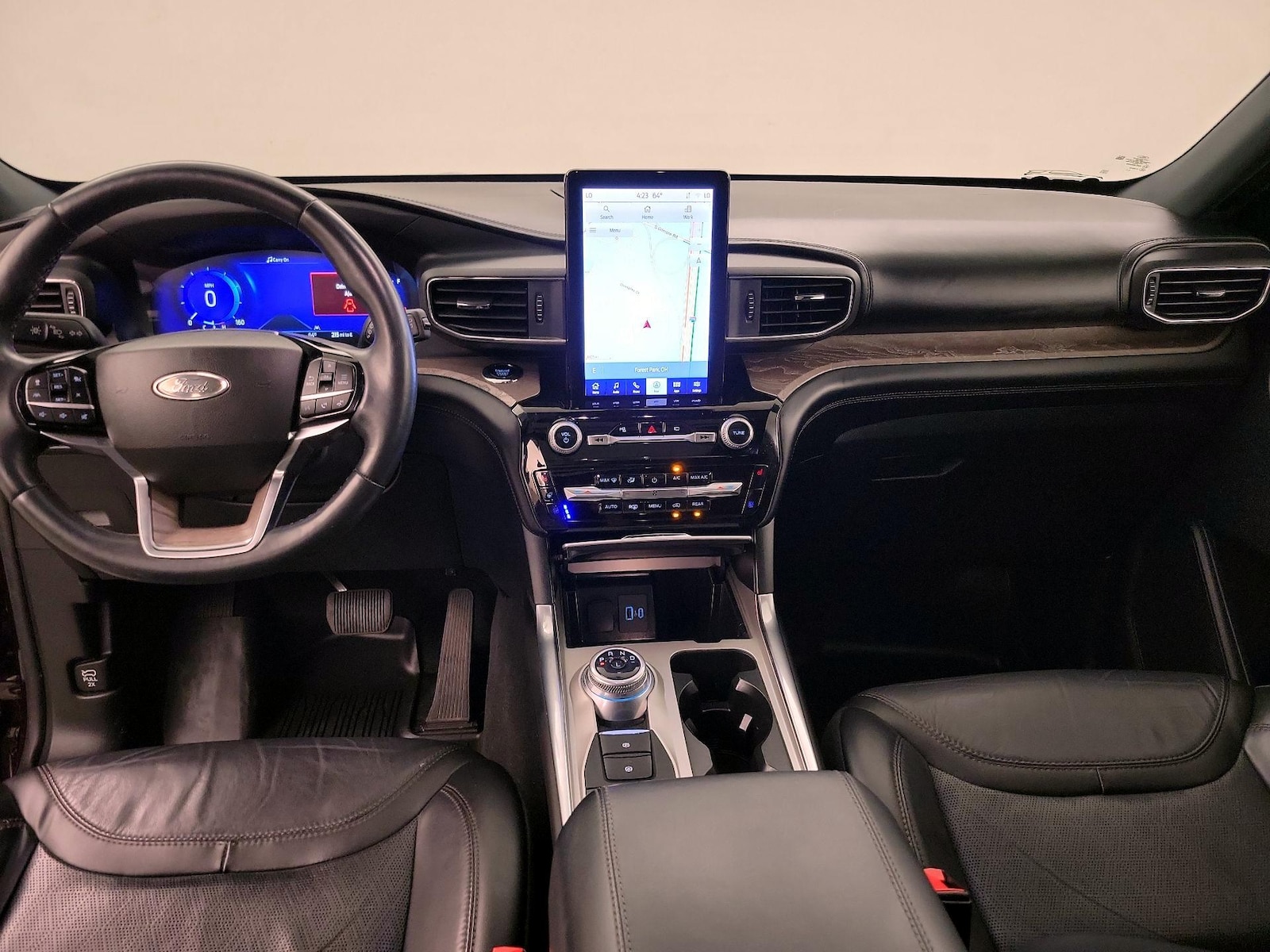 2023 Ford Explorer Platinum - Photo 10