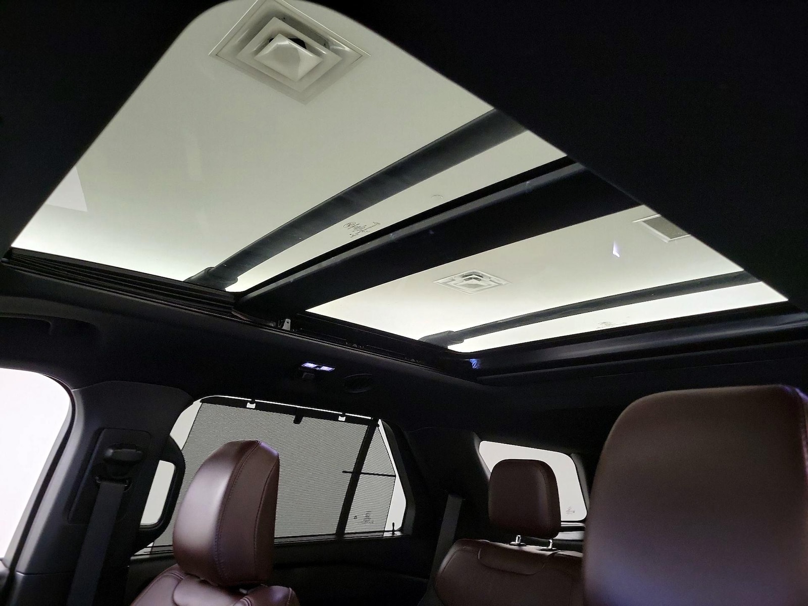 2023 Ford Explorer Platinum - Photo 21