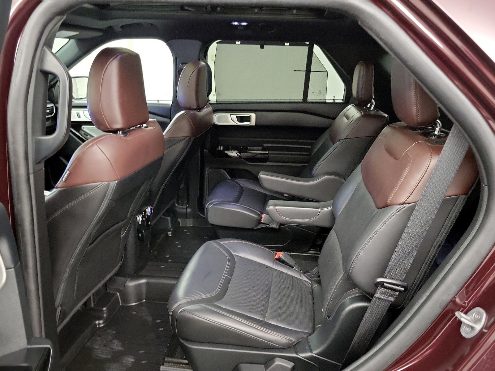 2023 Ford Explorer Platinum - Photo 22
