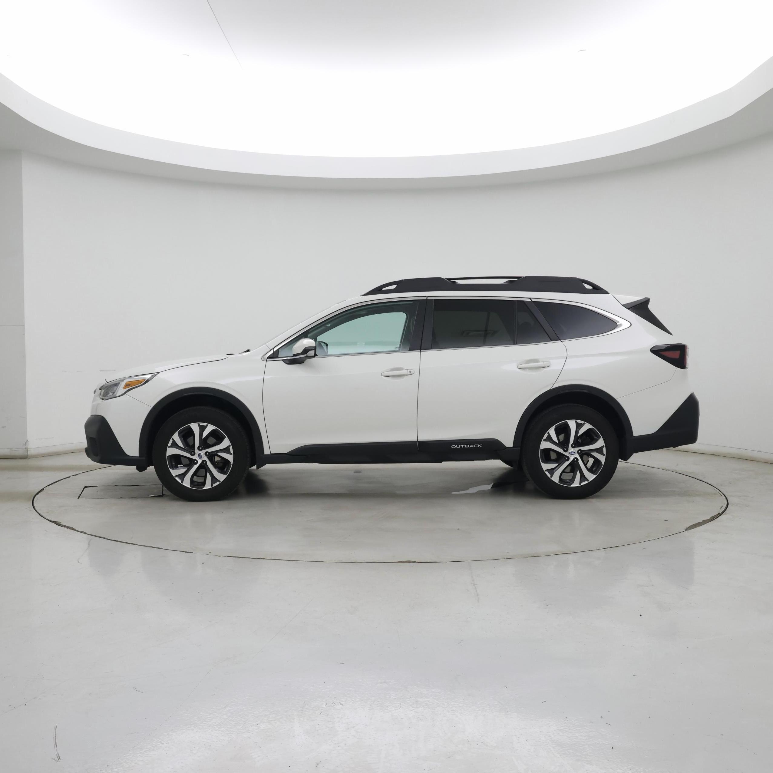 Thumbnail: 2020 Subaru Outback - 3