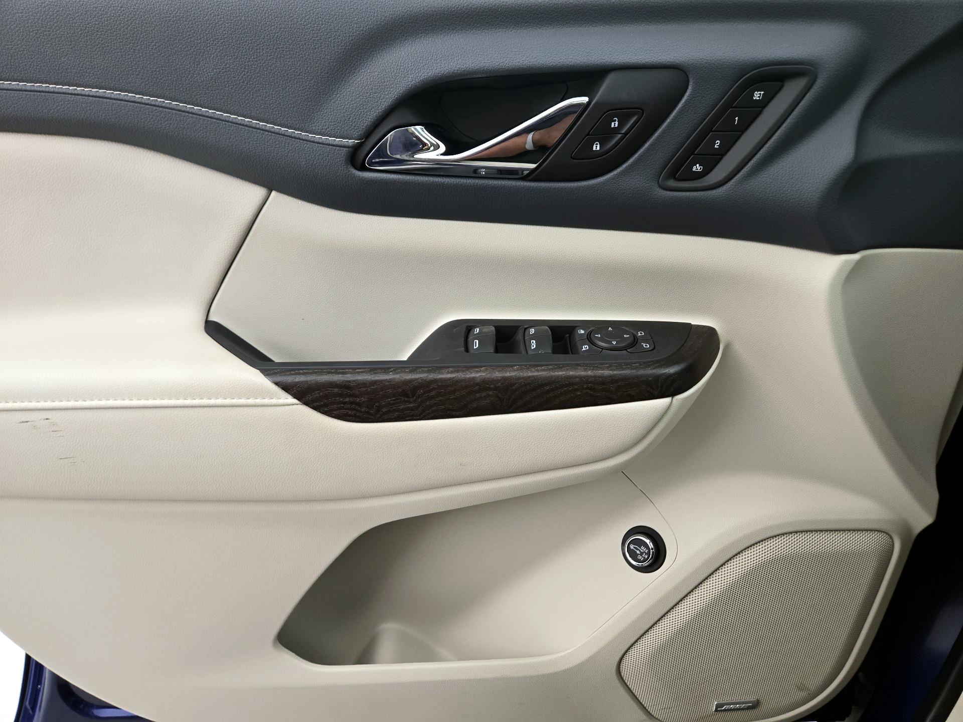 Thumbnail: 2023 GMC Acadia - 12