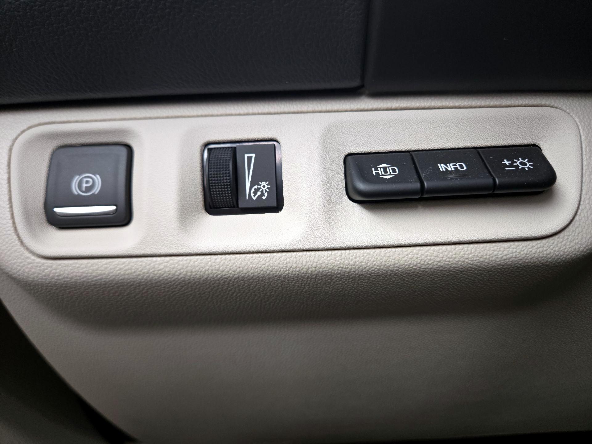 Thumbnail: 2023 GMC Acadia - 13