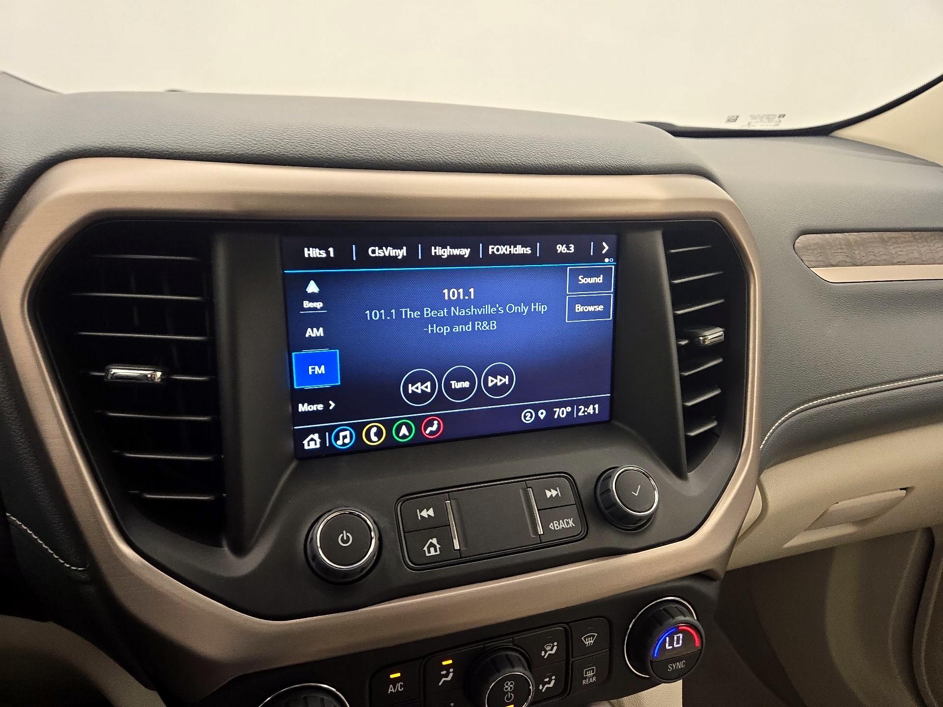 Thumbnail: 2023 GMC Acadia - 16