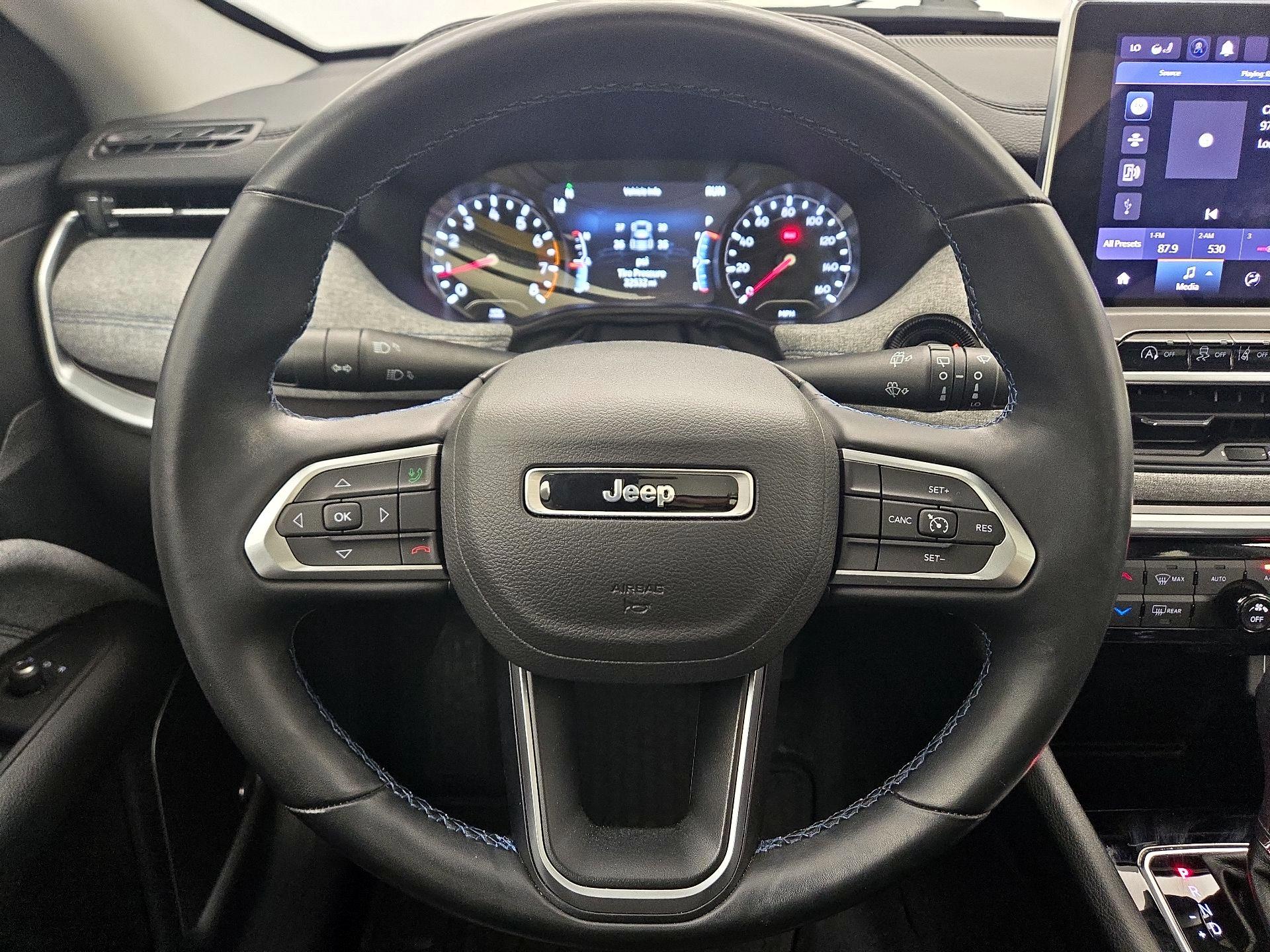 Thumbnail: 2022 Jeep Compass - 10