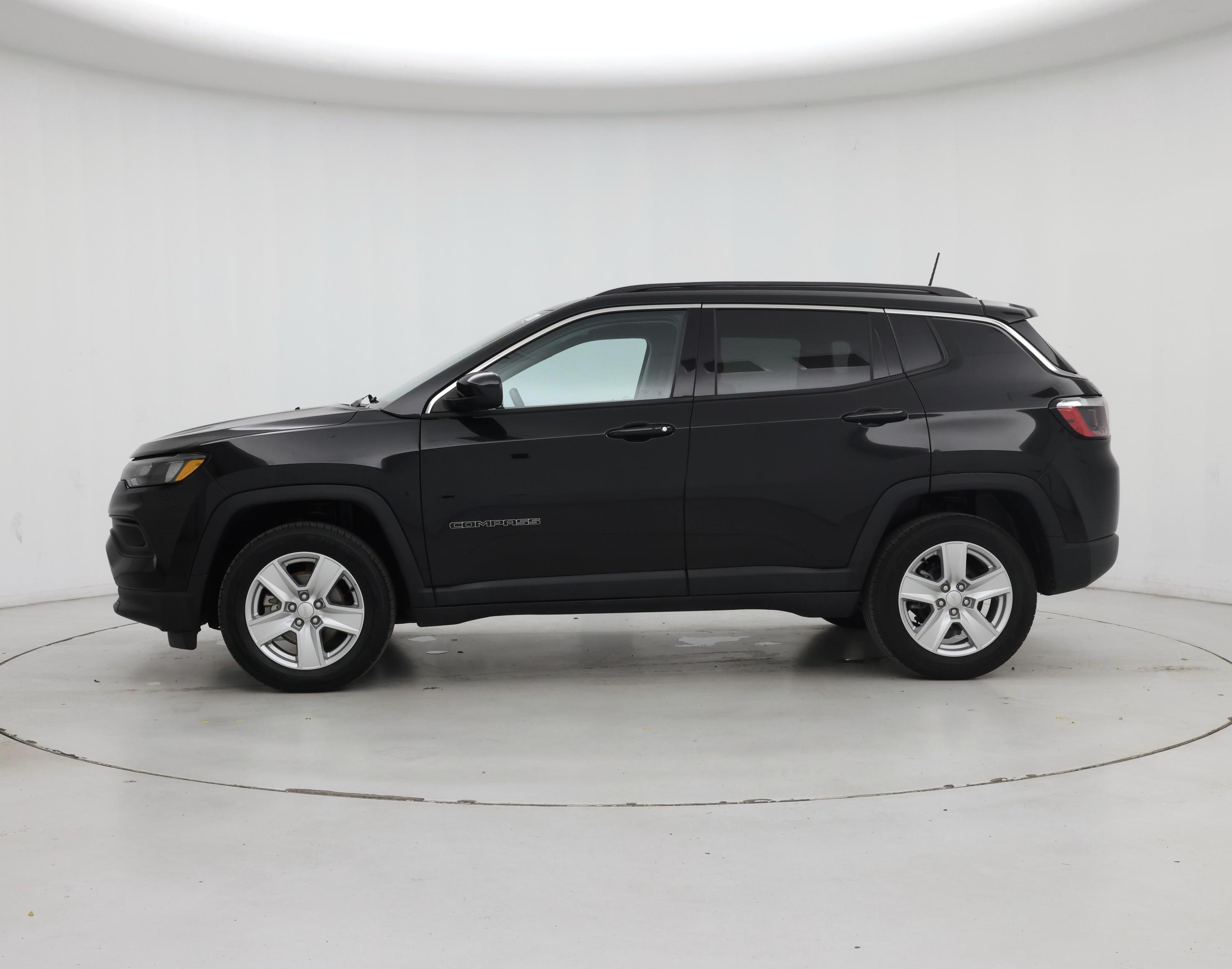 Thumbnail: 2022 Jeep Compass - 3