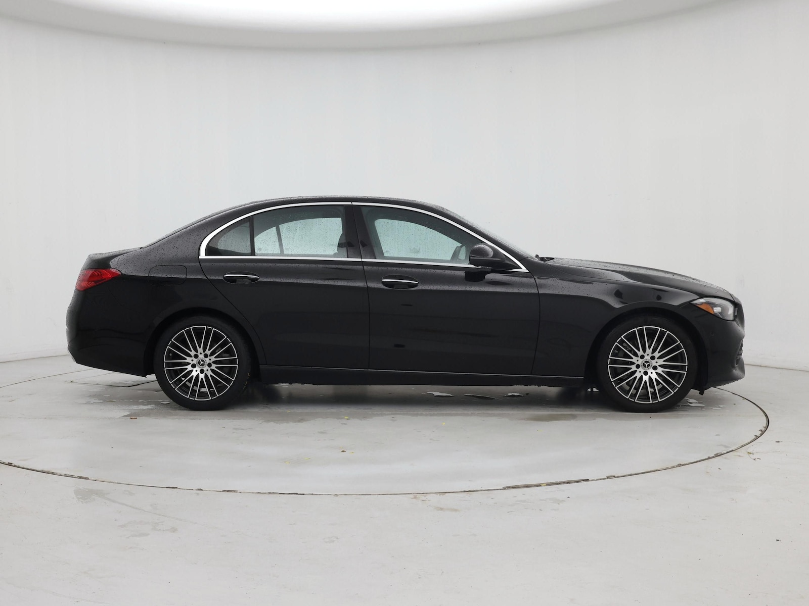 2025 Mercedes-Benz C-Class Sedan C 300 - Photo 8