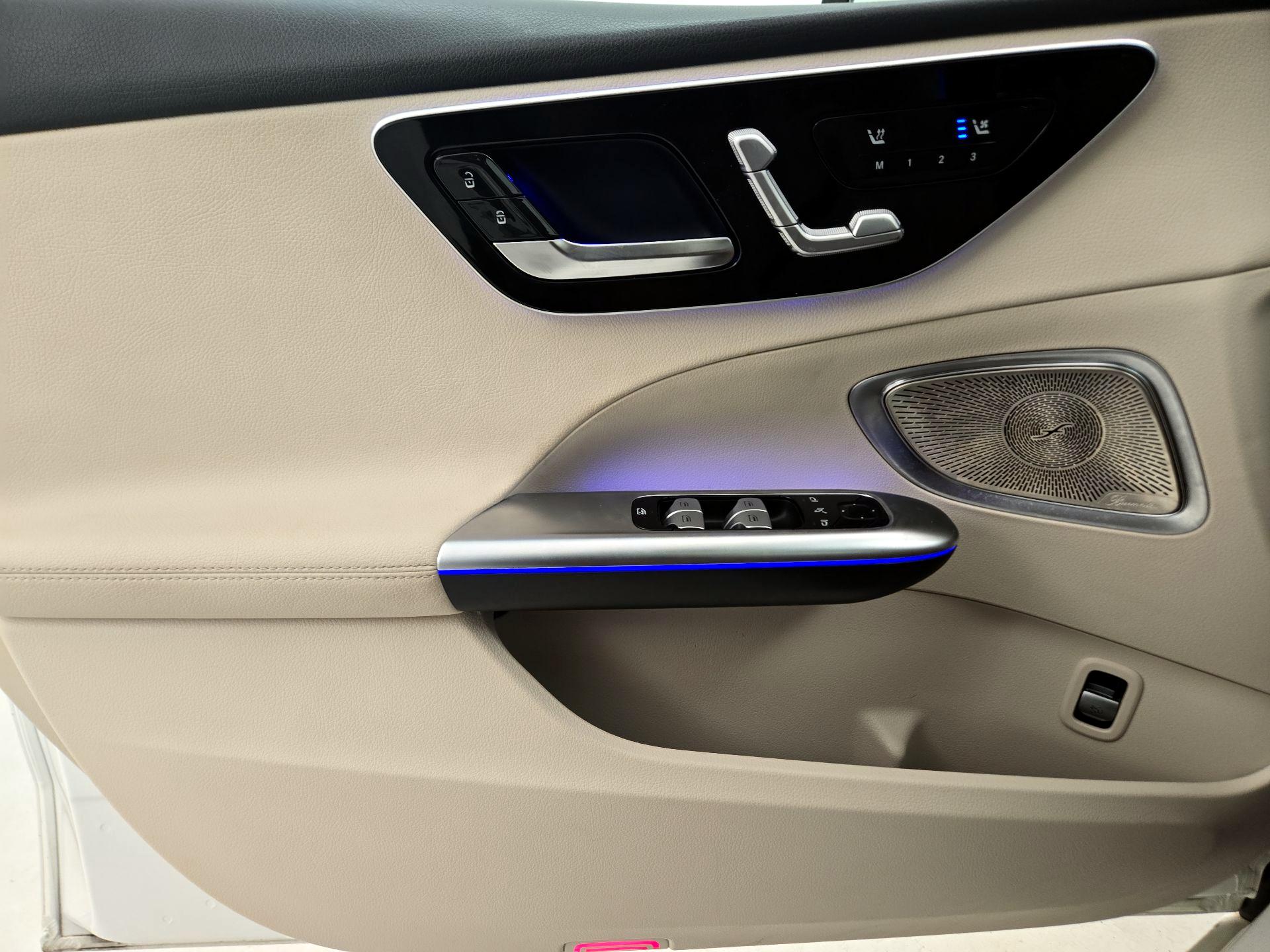 Thumbnail: 2022 Mercedes-Benz C-Class - 12