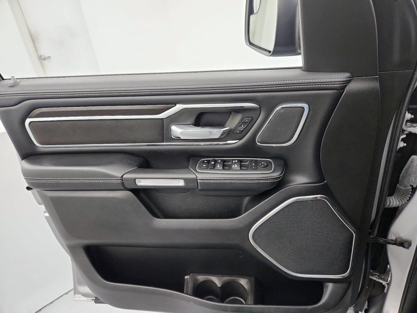 2022 RAM Ram 1500 Pickup Laramie - Photo 13