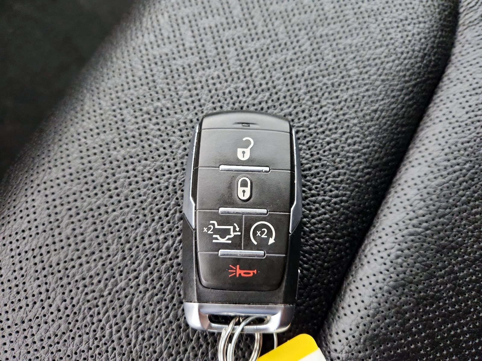 2022 RAM Ram 1500 Pickup Laramie - Photo 24