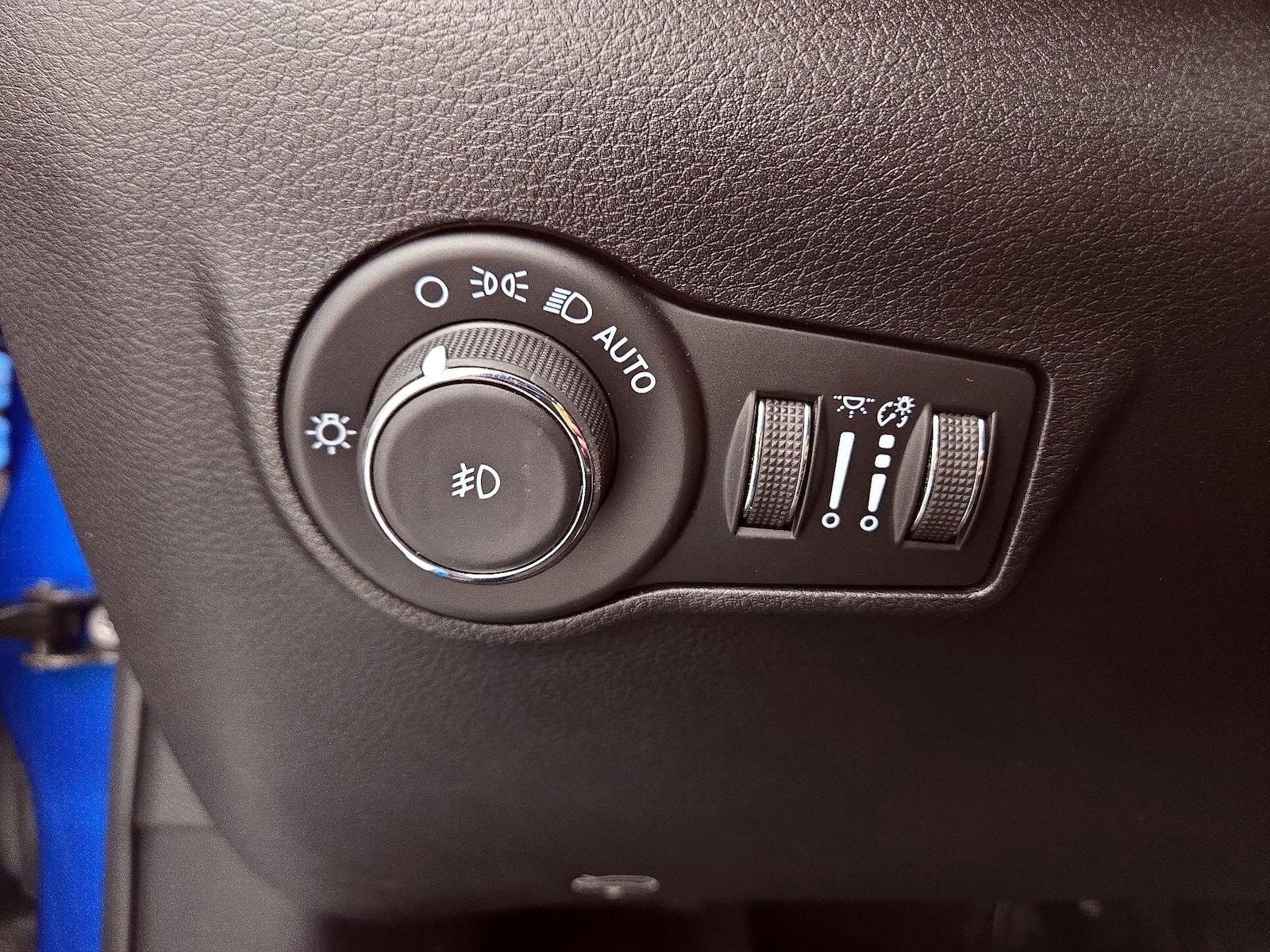 2022 Jeep Compass Latitude - Photo 14