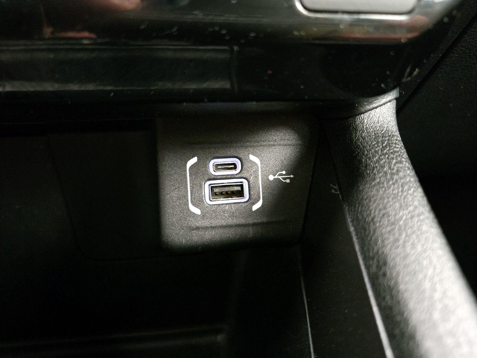 2022 Jeep Compass Latitude - Photo 19