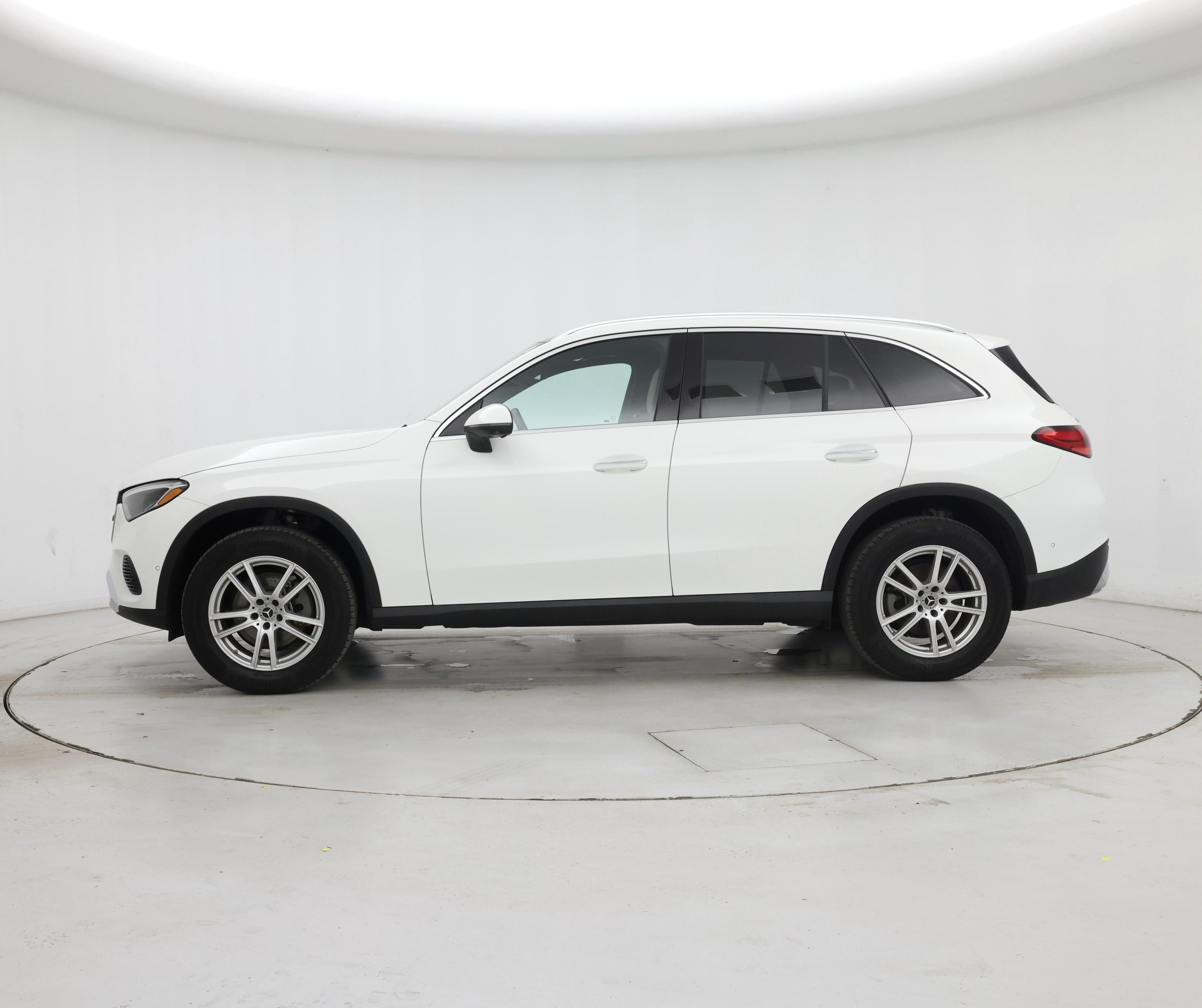 Thumbnail: 2023 Mercedes-Benz GLC - 3